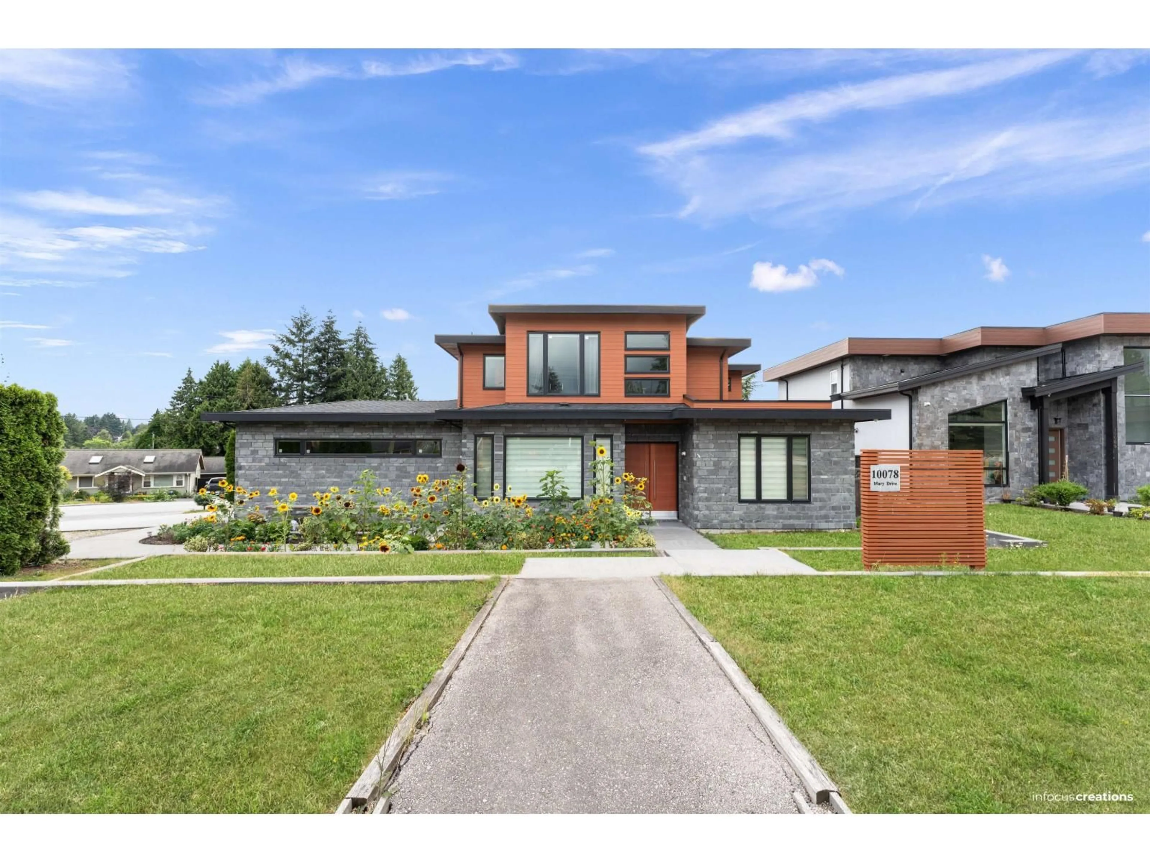 Home with brick exterior material, street for 10078 MARY DRIVE, Surrey British Columbia V3V3B7