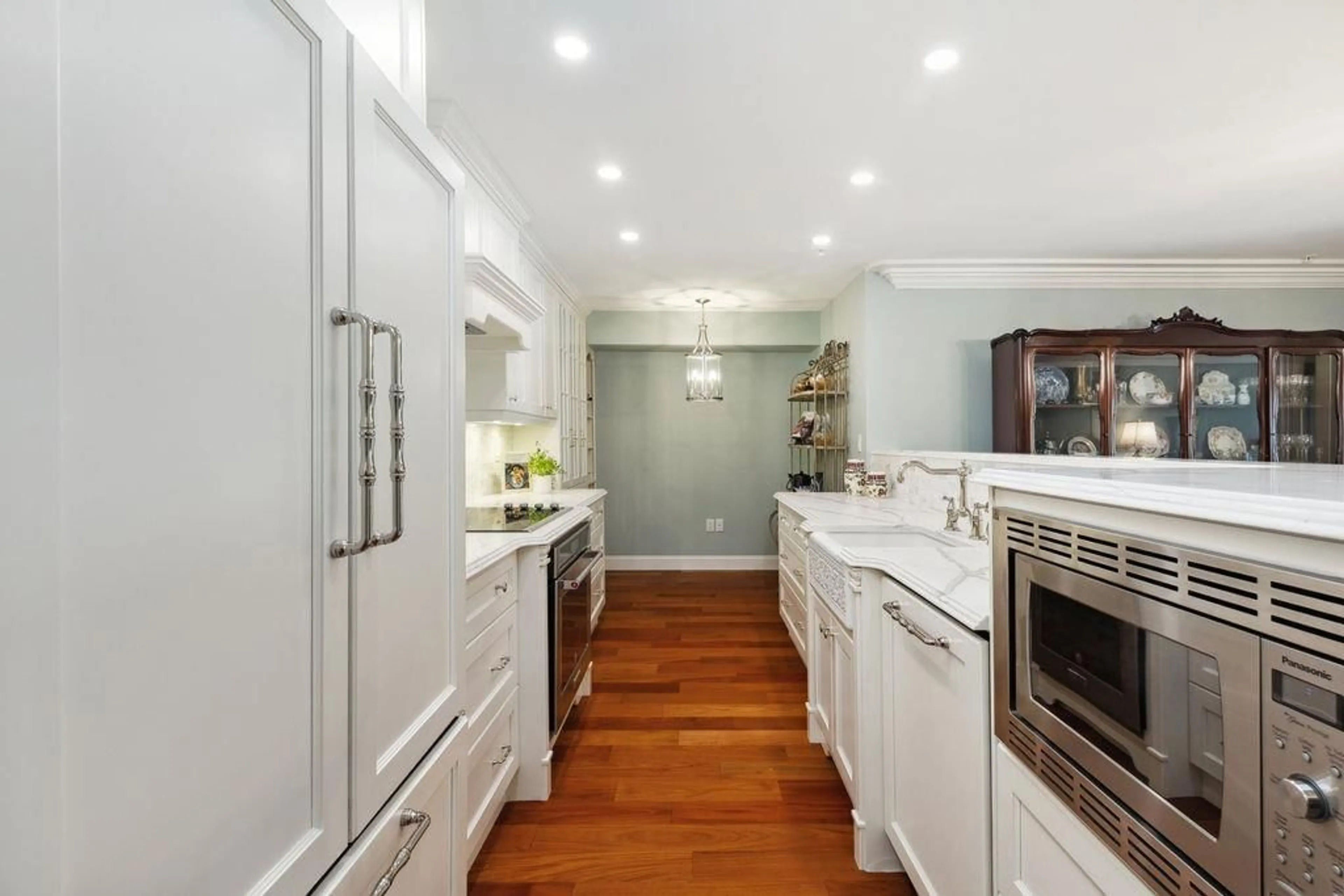 Unknown for 220 - 15210 PACIFIC AVENUE, White Rock British Columbia V4B5L2