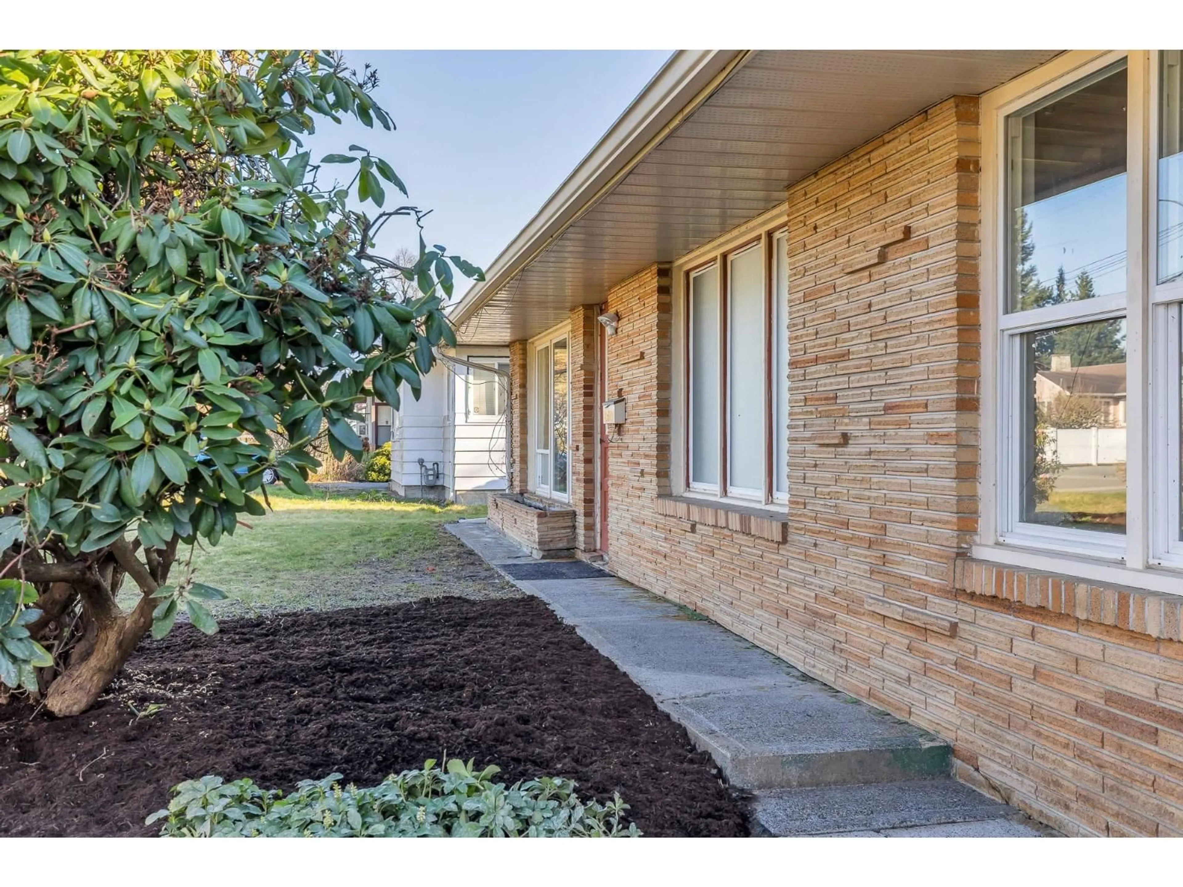 Home with brick exterior material, street for 45608 PRINCESS AVENUE, Chilliwack British Columbia V2P2C1