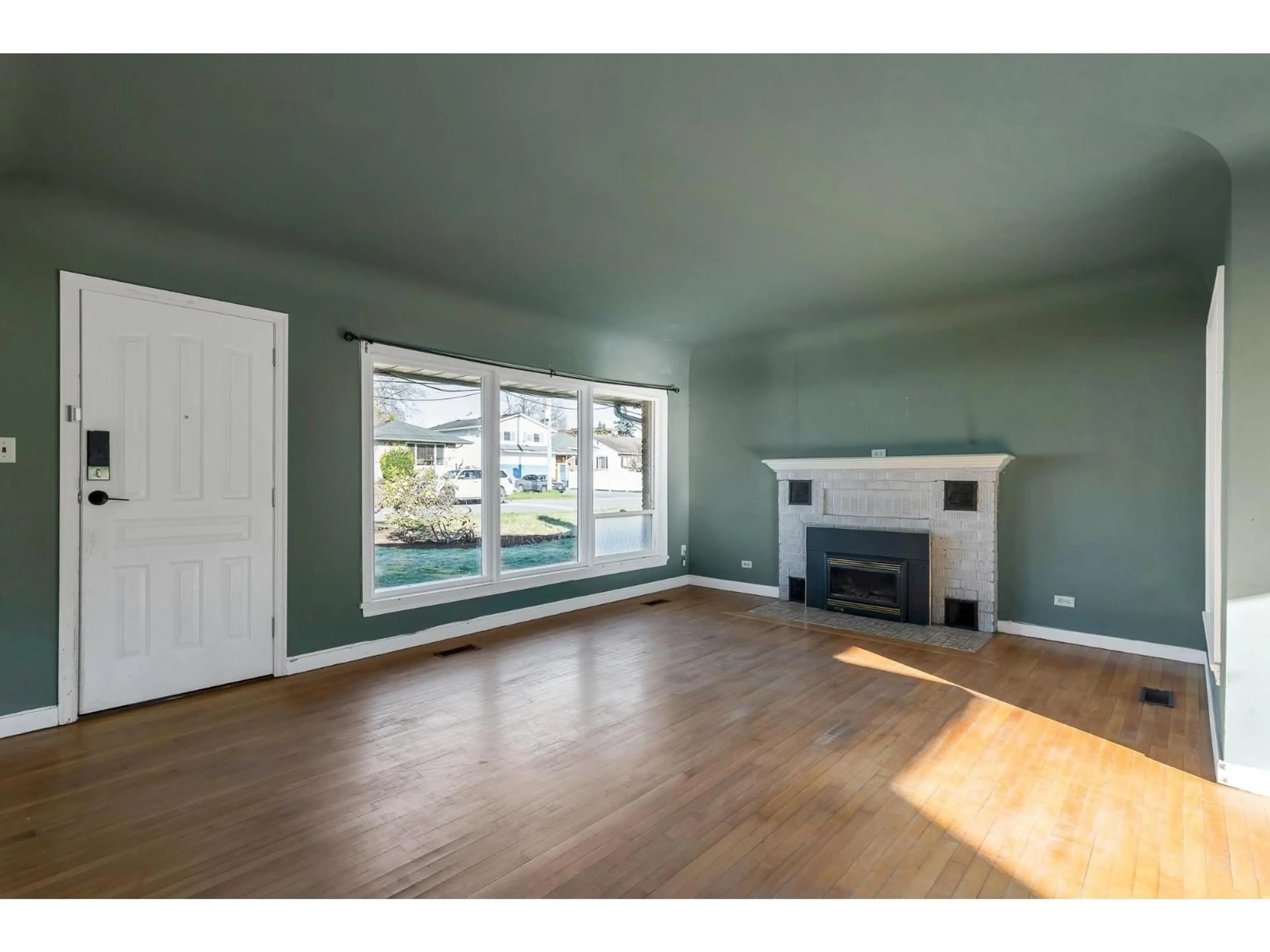 A pic of a room for 45608 PRINCESS AVENUE, Chilliwack British Columbia V2P2C1