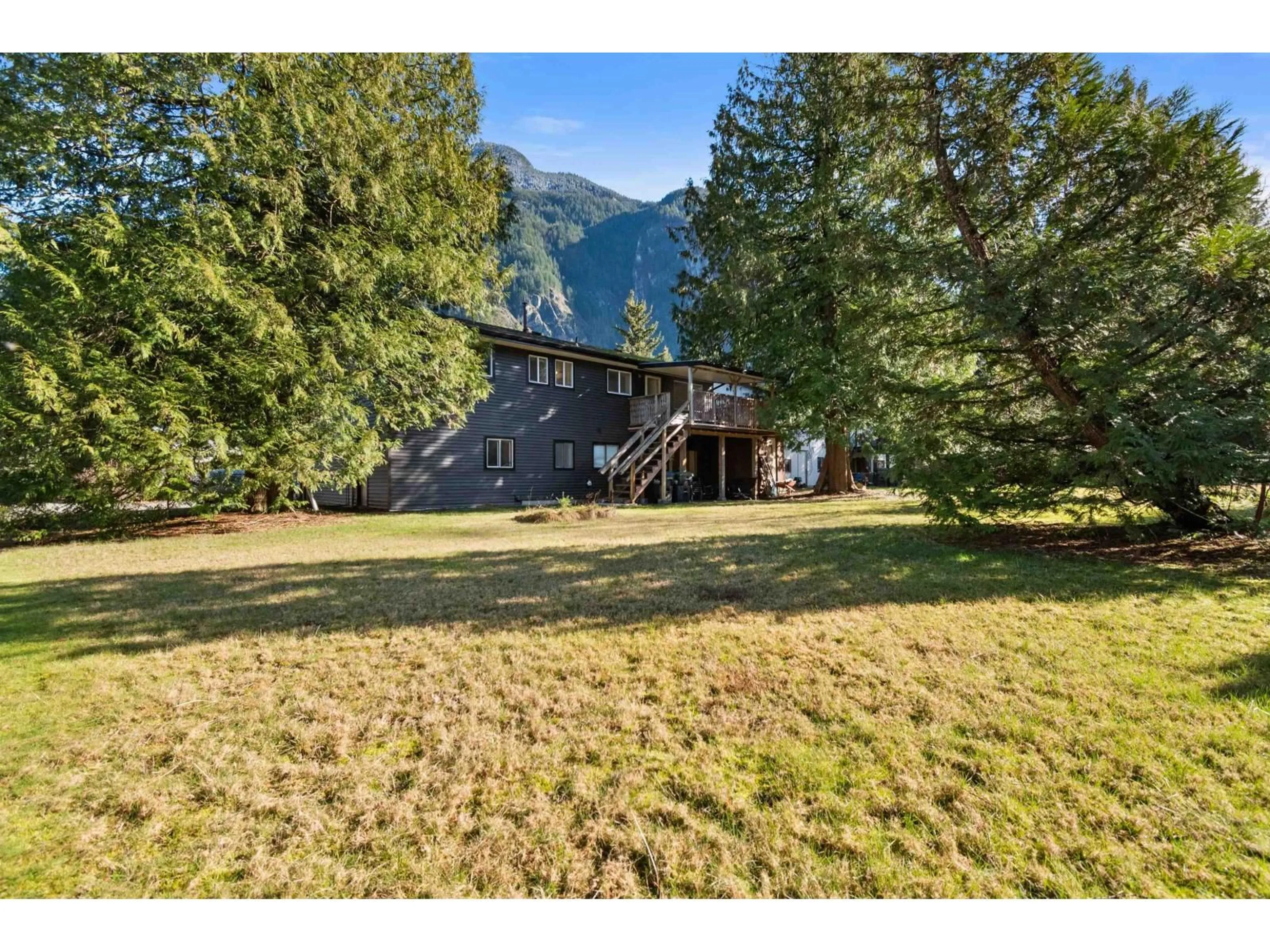 A pic from outside/outdoor area/front of a property/back of a property/a pic from drone, mountain view for 20143 SILVERVIEW ROAD, Hope British Columbia V0X1L2