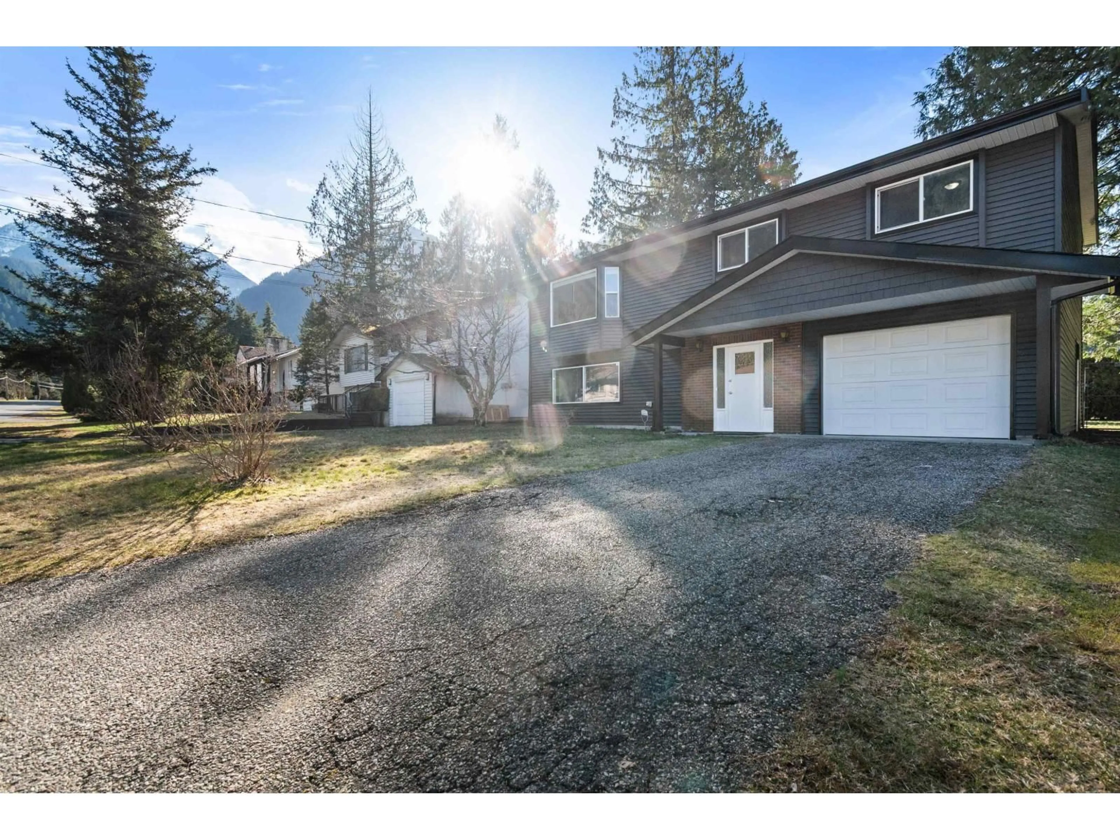 A pic from outside/outdoor area/front of a property/back of a property/a pic from drone, mountain view for 20143 SILVERVIEW ROAD, Hope British Columbia V0X1L2