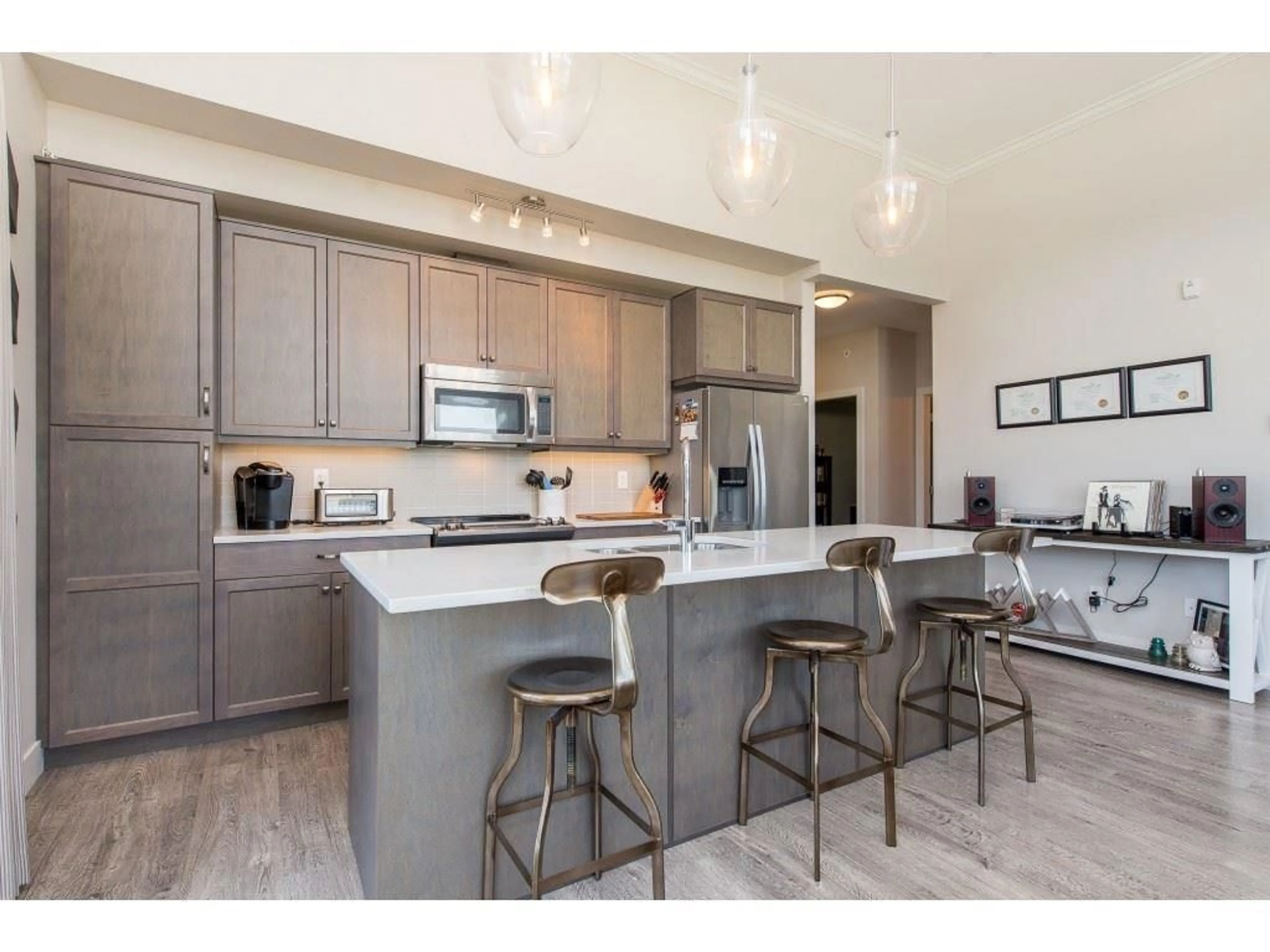 Open concept kitchen, unknown for 403 - 9130 CORBOULD STREET, Chilliwack British Columbia V2P4A5