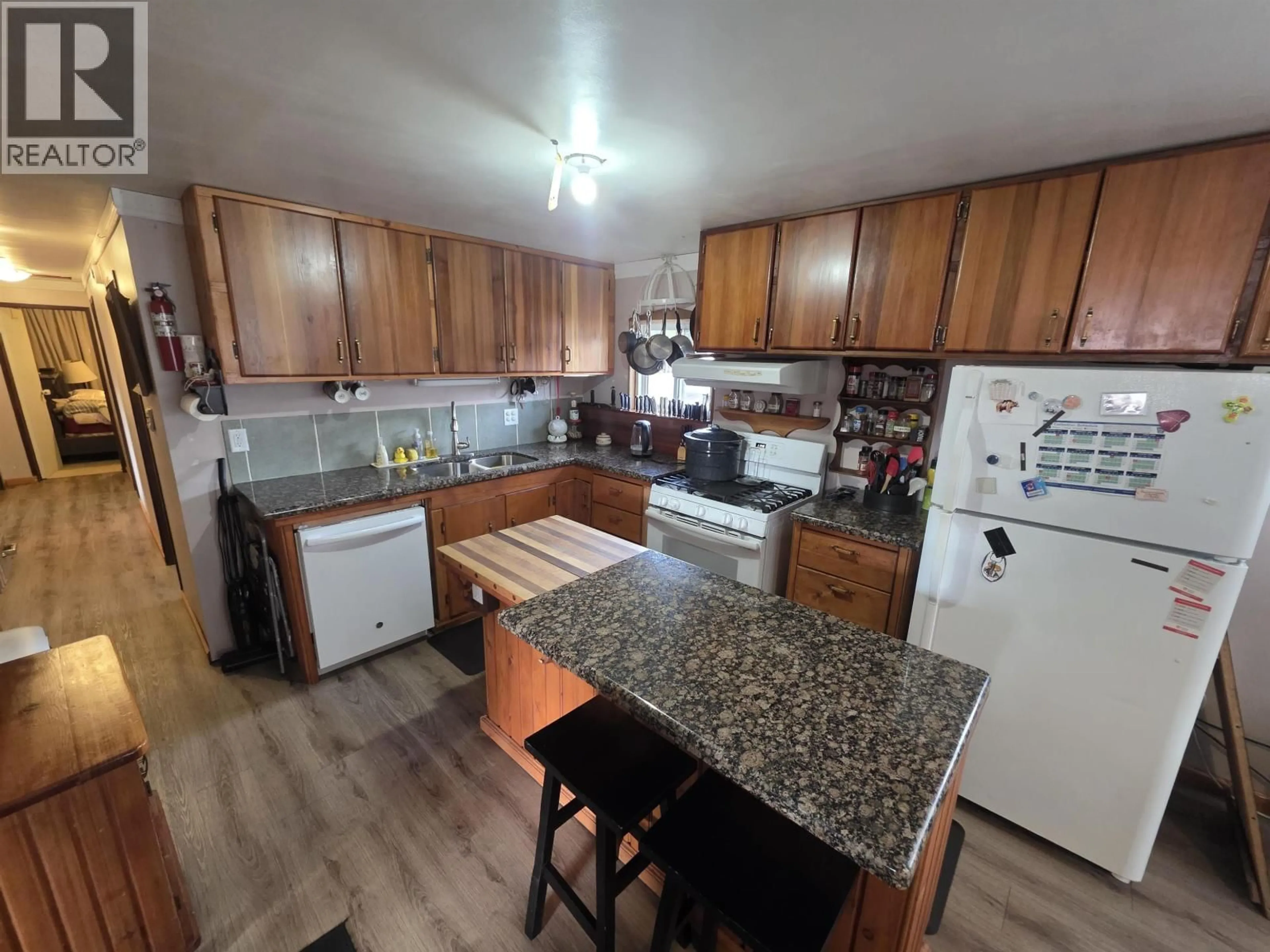 Standard kitchen, unknown for 3987 WALKER STREET, Terrace British Columbia V8G3L6
