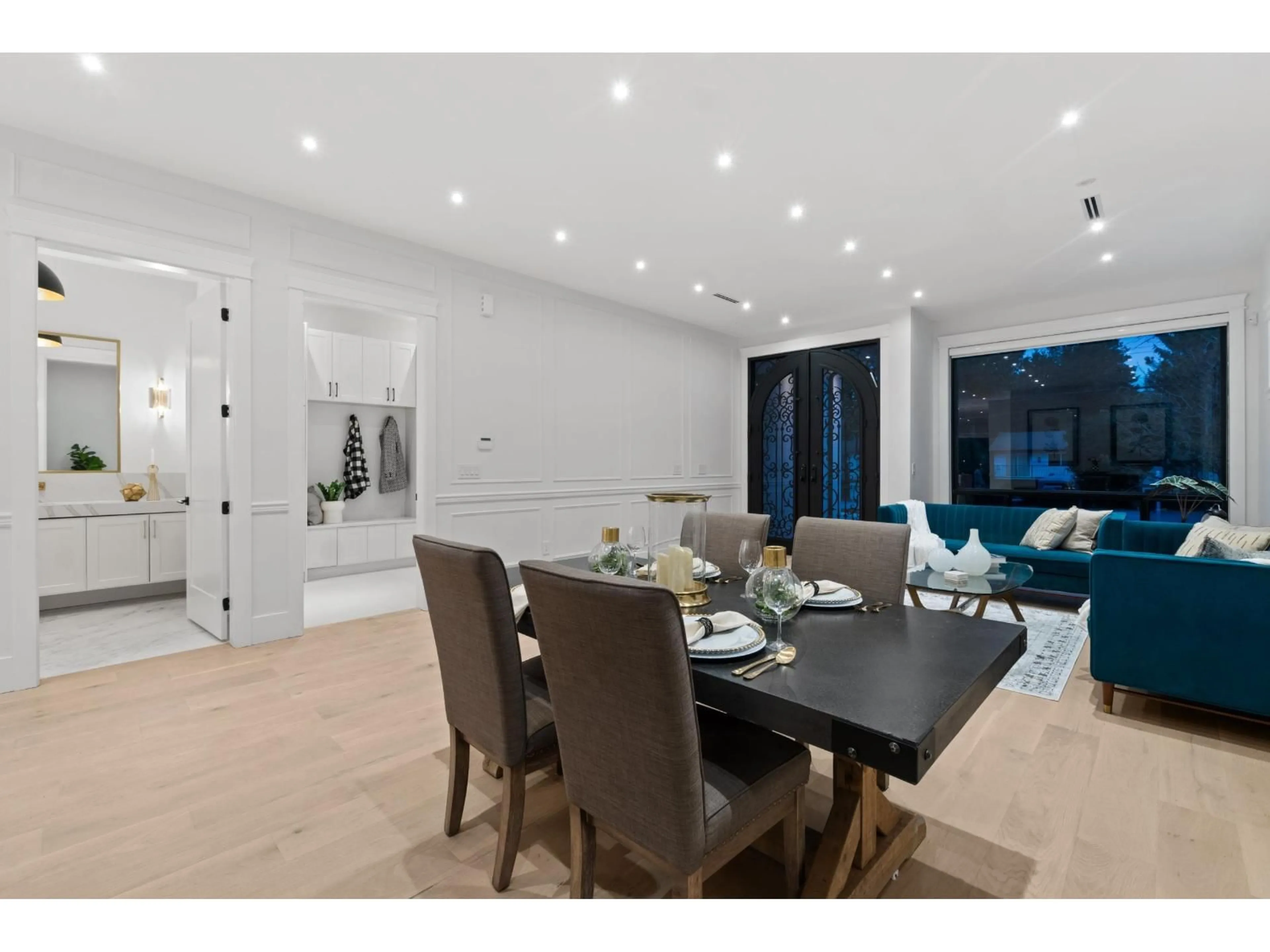 Dining room, unknown for 12686 25 AVENUE, Surrey British Columbia V4A2K4