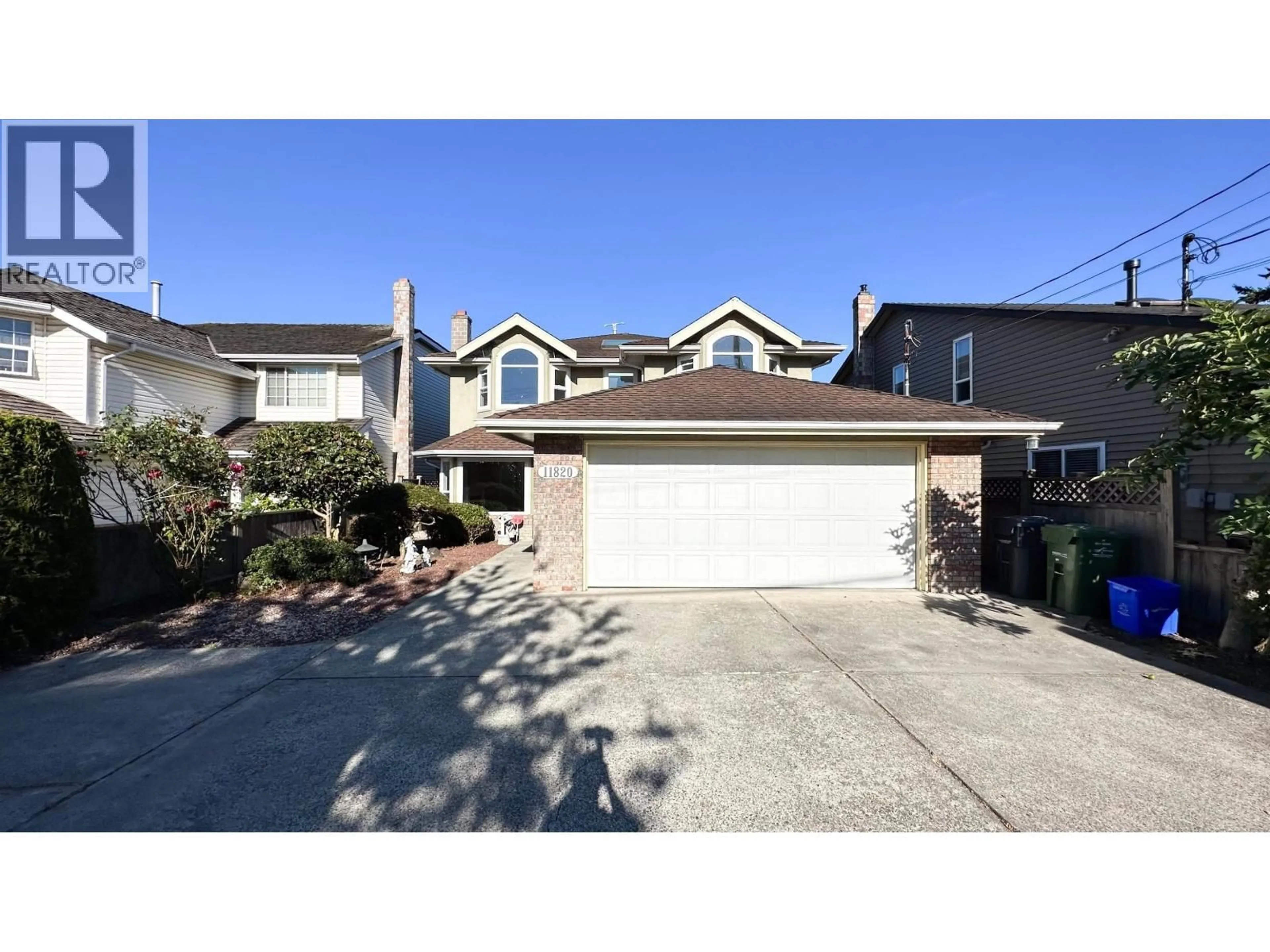 Home with vinyl exterior material, street for 11820 RAILWAY AVENUE, Richmond British Columbia V7E2B9