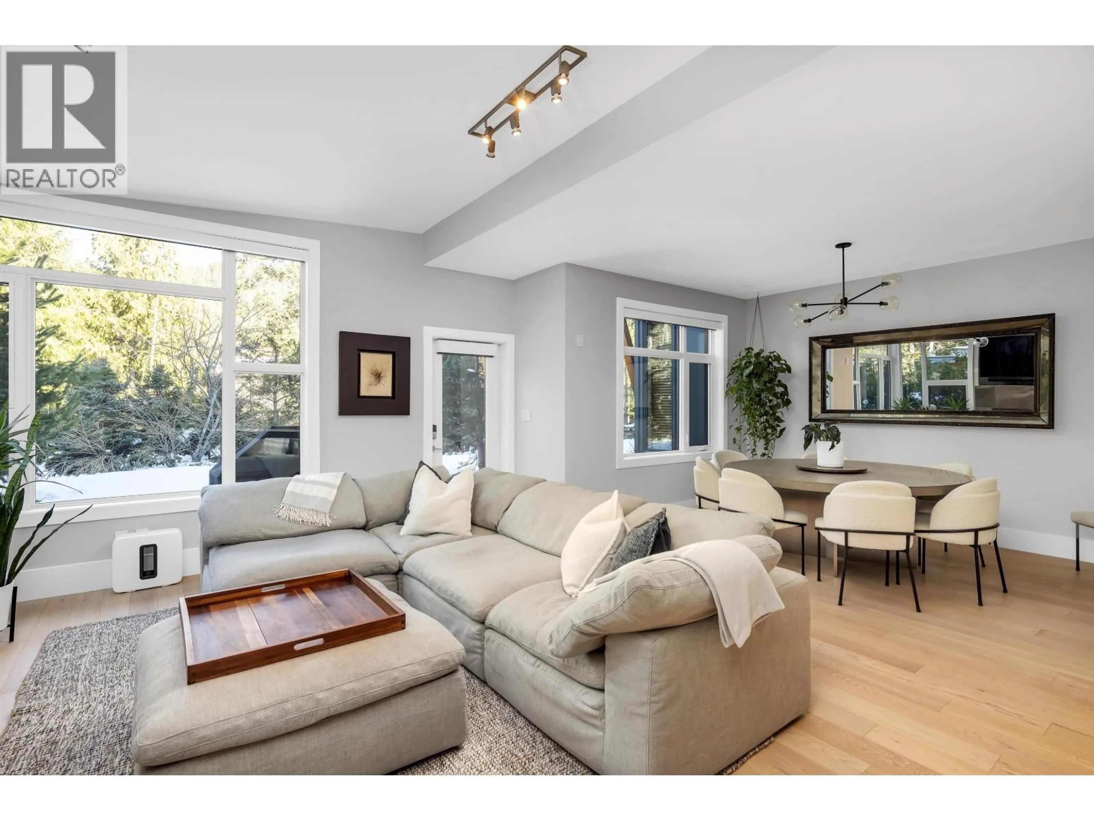 Living room with furniture, unknown for 11 - 1240 MOUNT FEE ROAD, Whistler British Columbia V8E0T1