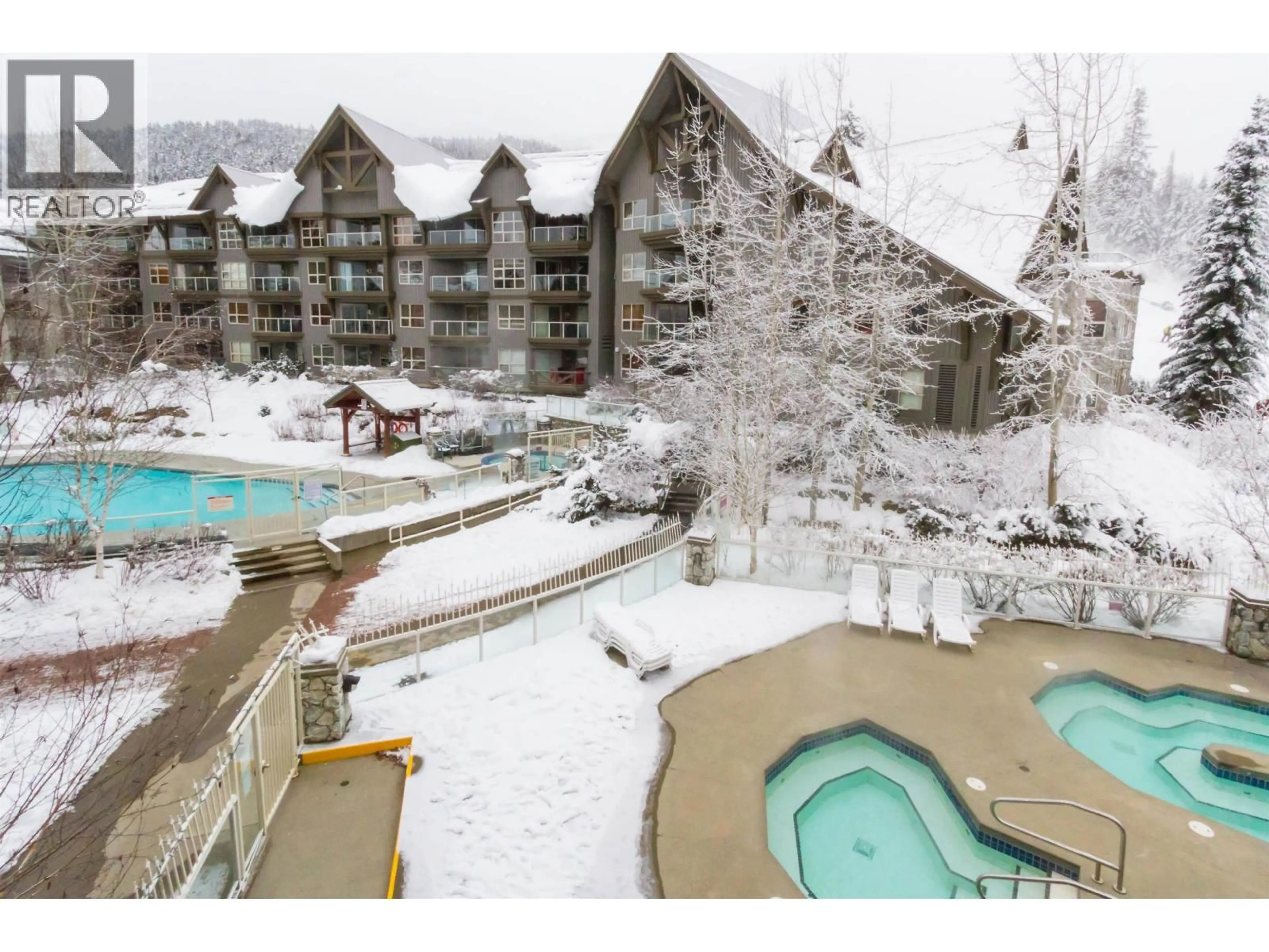 Pool for 116 - 4800 SPEARHEAD DRIVE, Whistler British Columbia V8E1G1