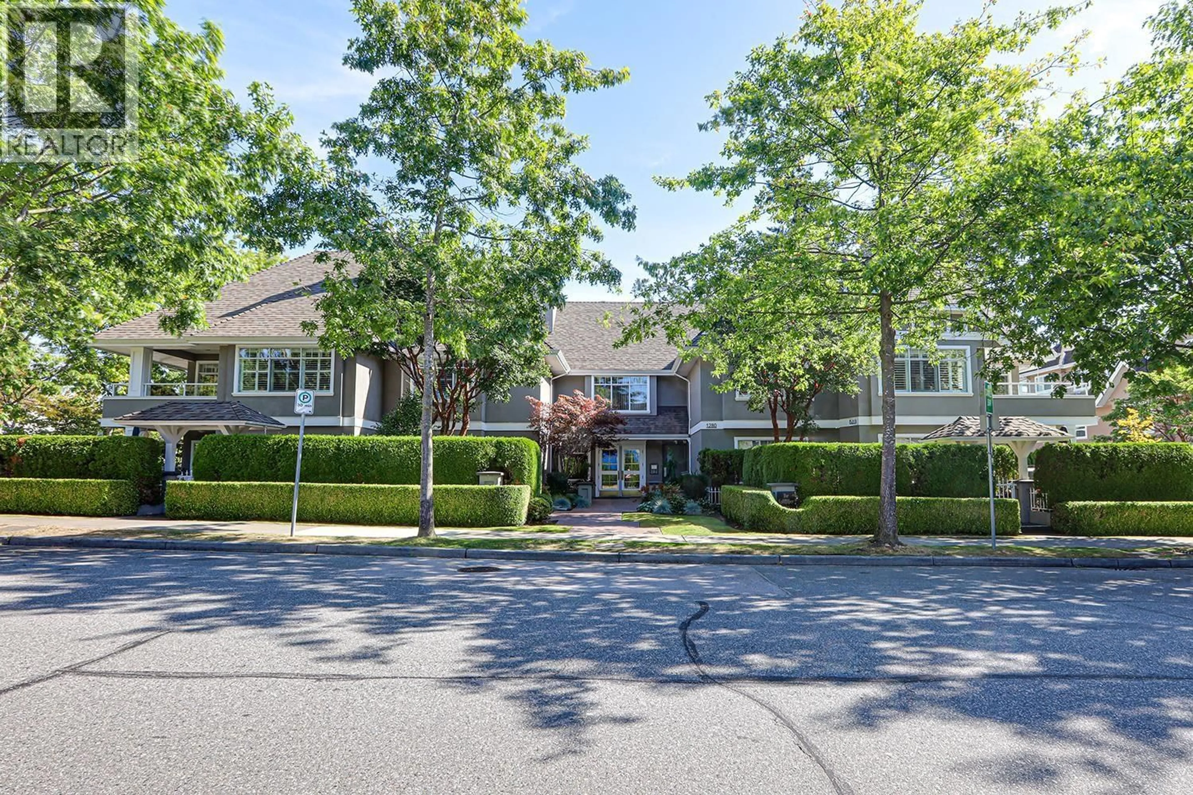 A pic from outside/outdoor area/front of a property/back of a property/a pic from drone, street for 303 - 1280 55 STREET, Delta British Columbia V4M3K3