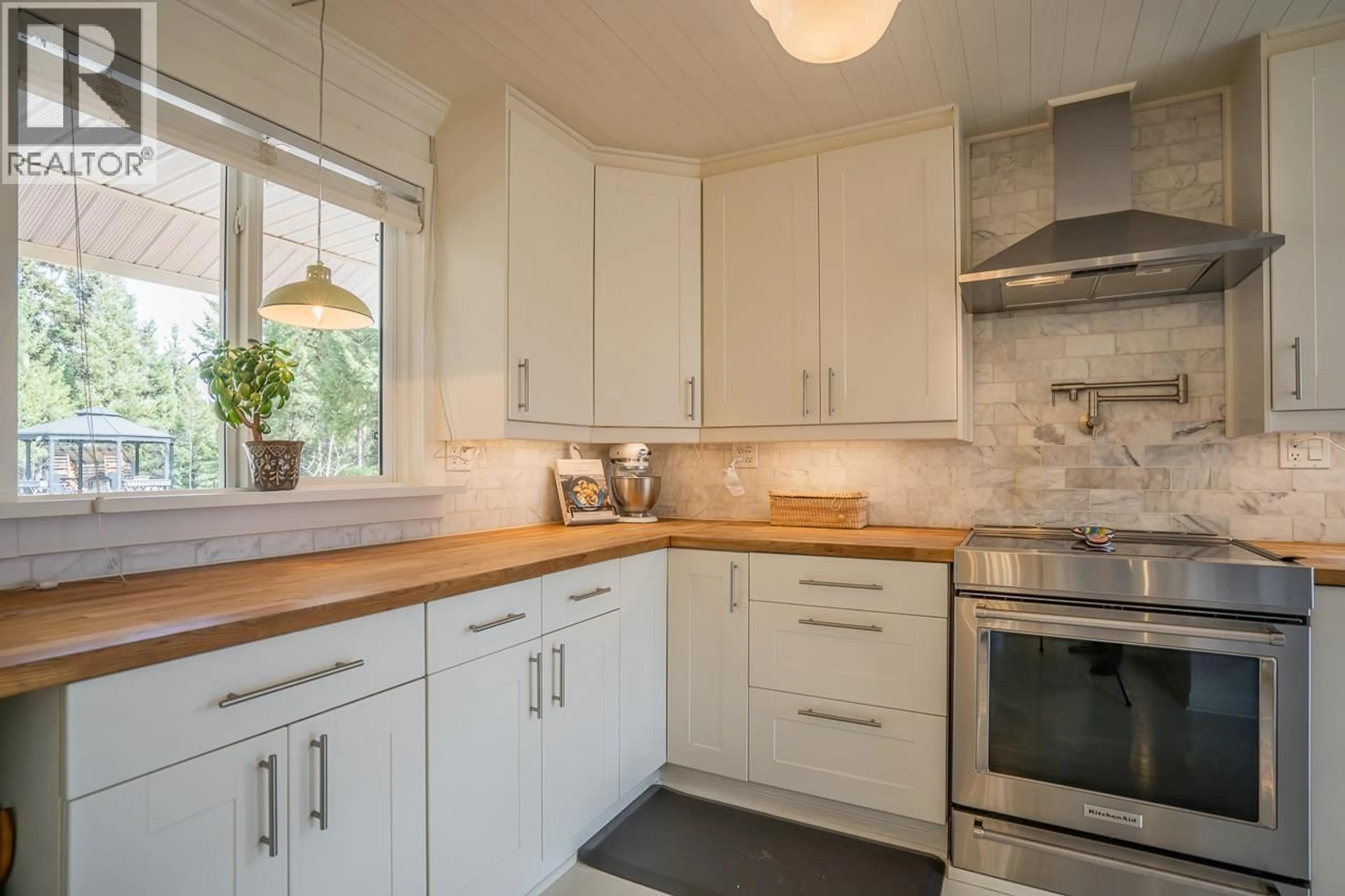 Unknown for 6326 SPURAWAY DRIVE, Forest Grove British Columbia V0K1M0