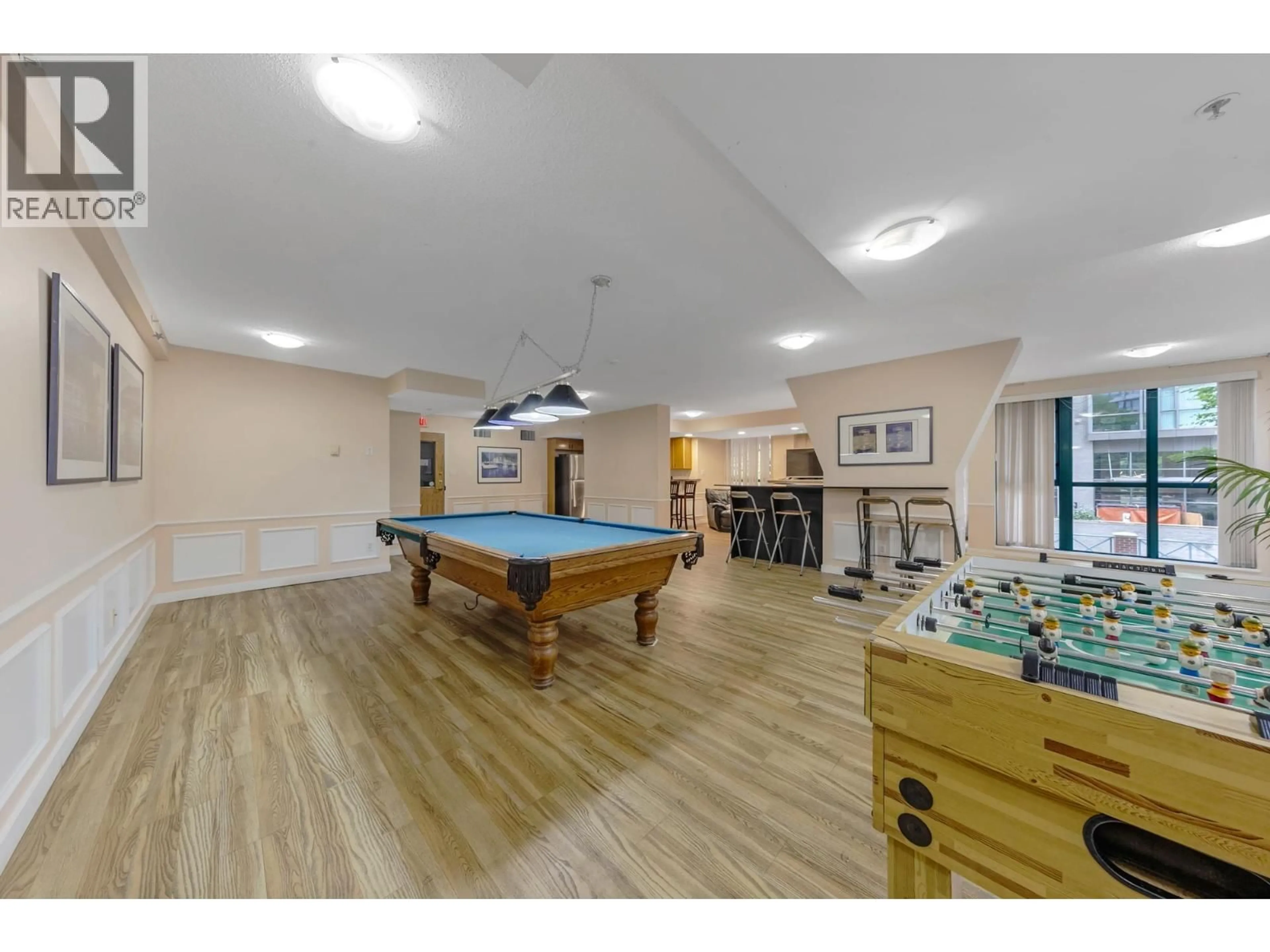 A pic of a room for 2010 - 939 HOMER STREET, Vancouver British Columbia V6B2W6