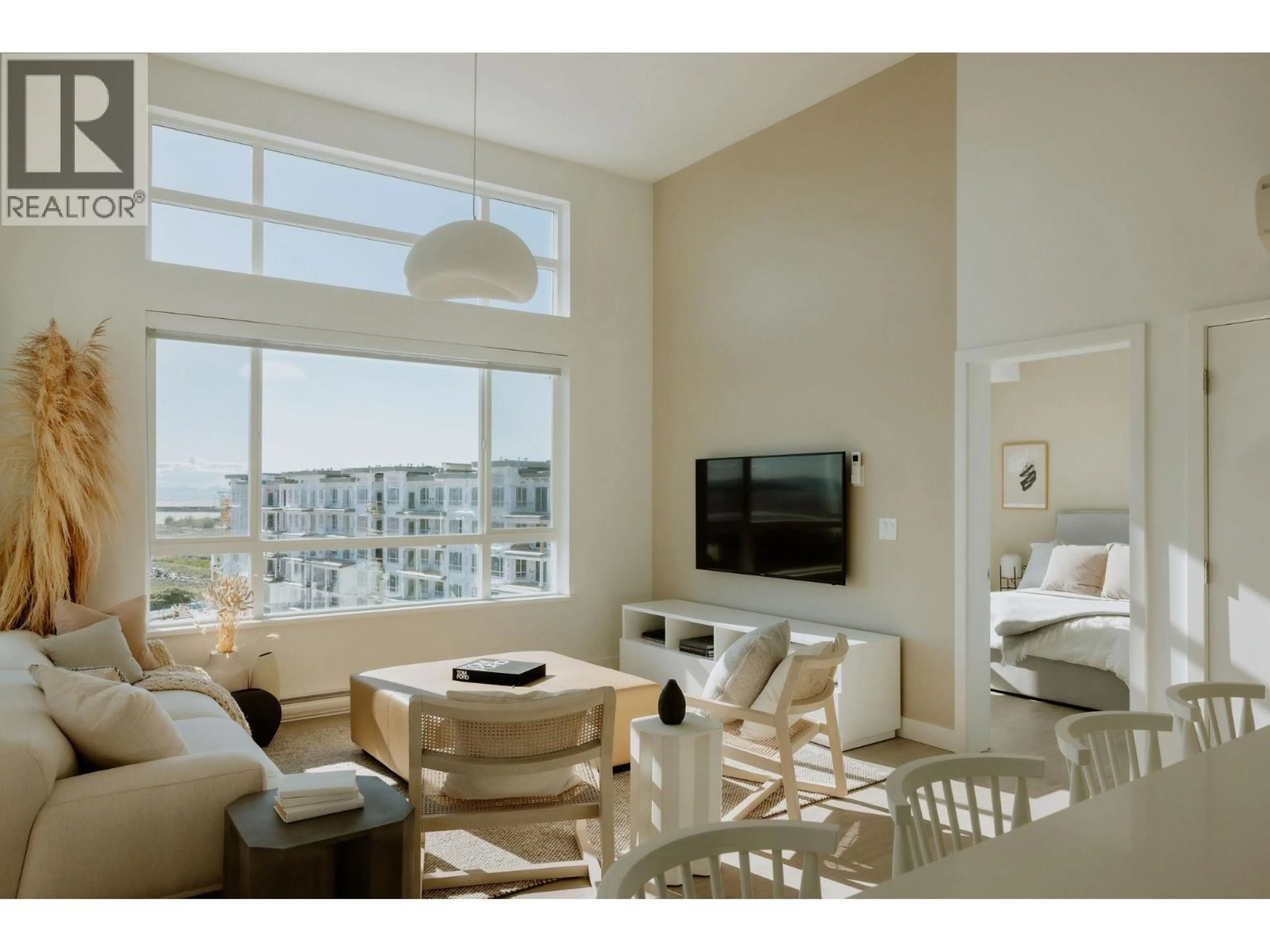 Living room with furniture, unknown for 215 - 2431 RABBIT DRIVE, Tsawwassen British Columbia V4M0G5