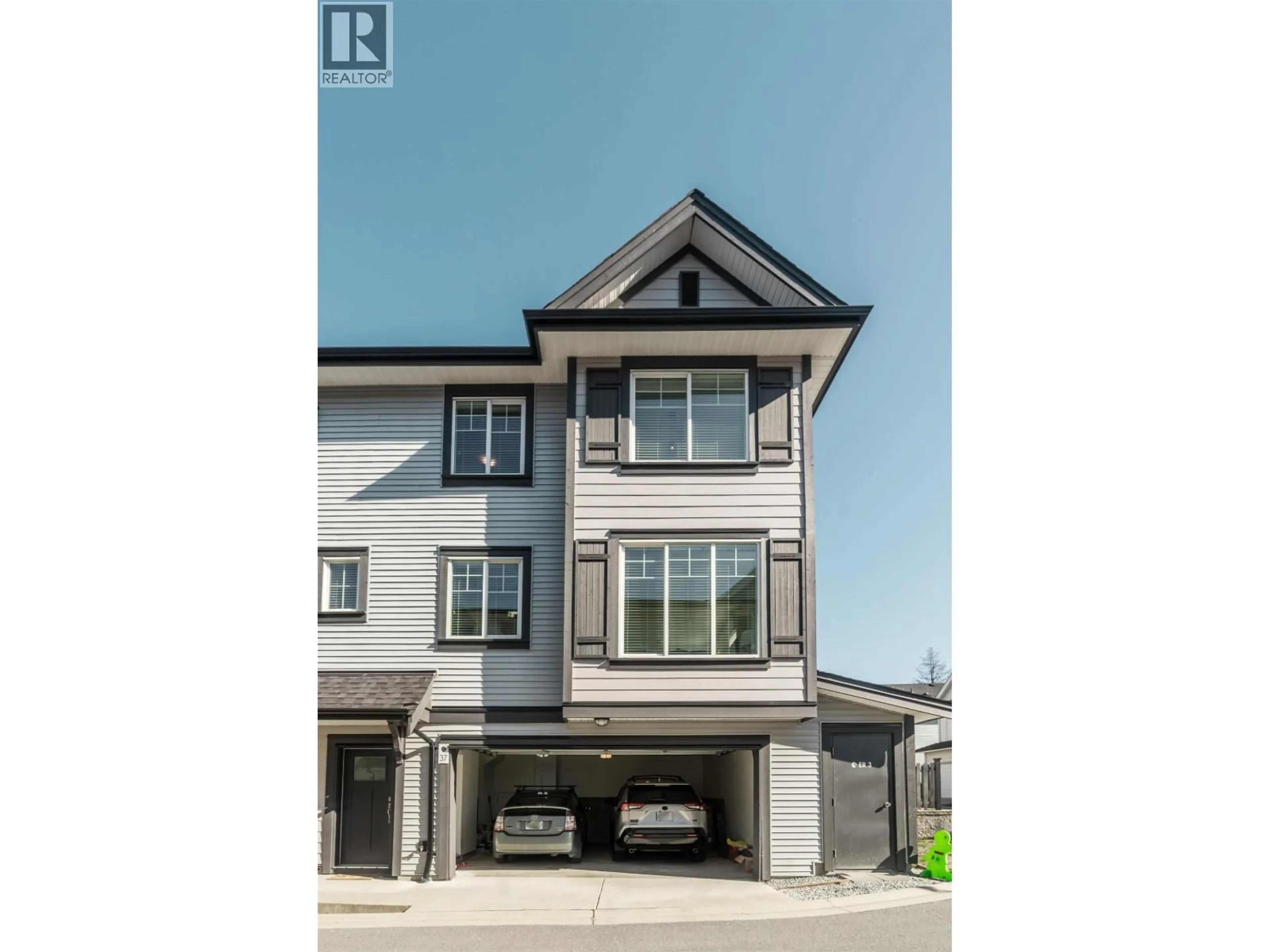 Unknown for 37 - 11272 240 STREET, Maple Ridge British Columbia V2W0J8