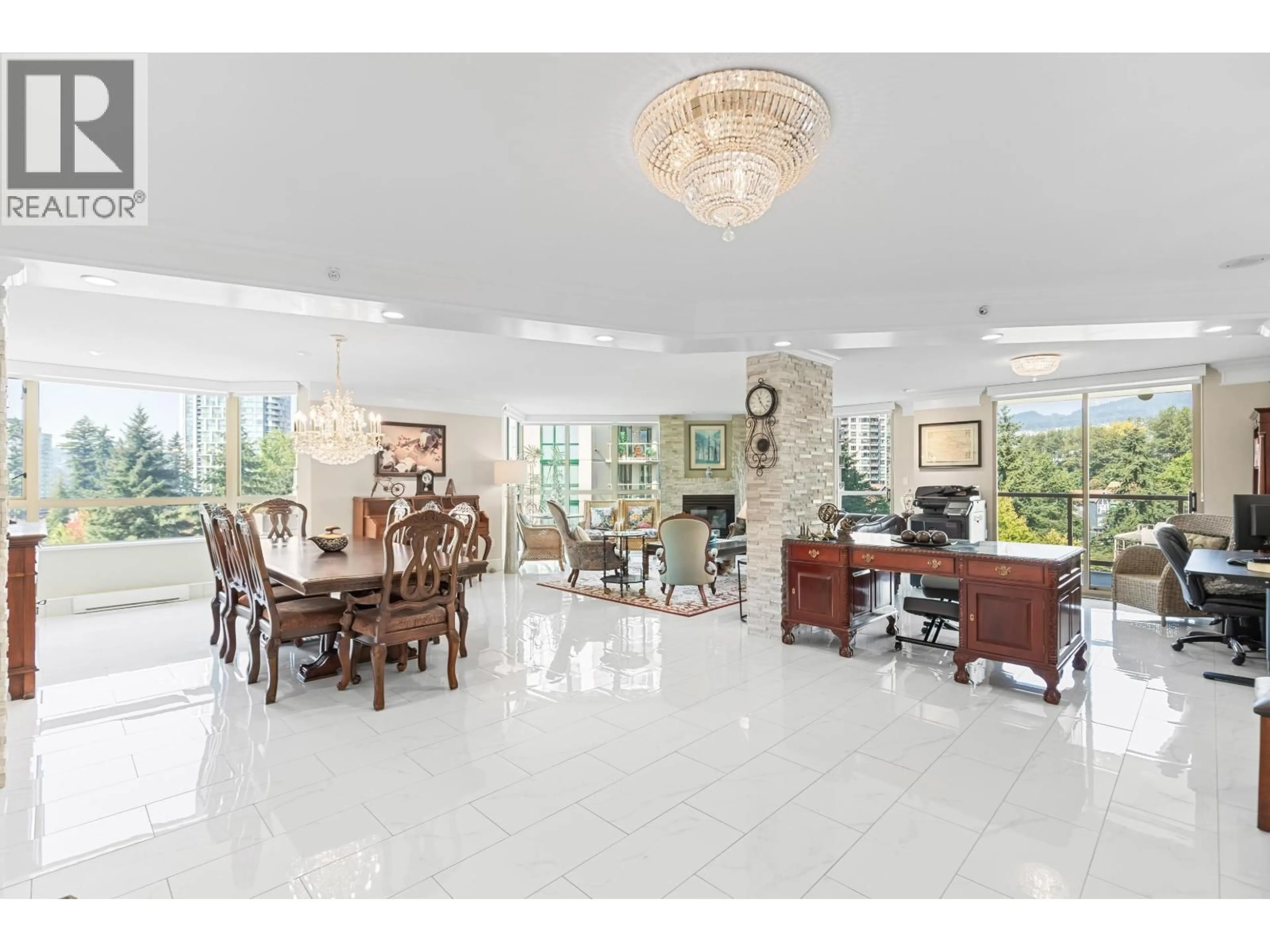 Lobby for 701 - 1190 PIPELINE ROAD, Coquitlam British Columbia V3B7T9