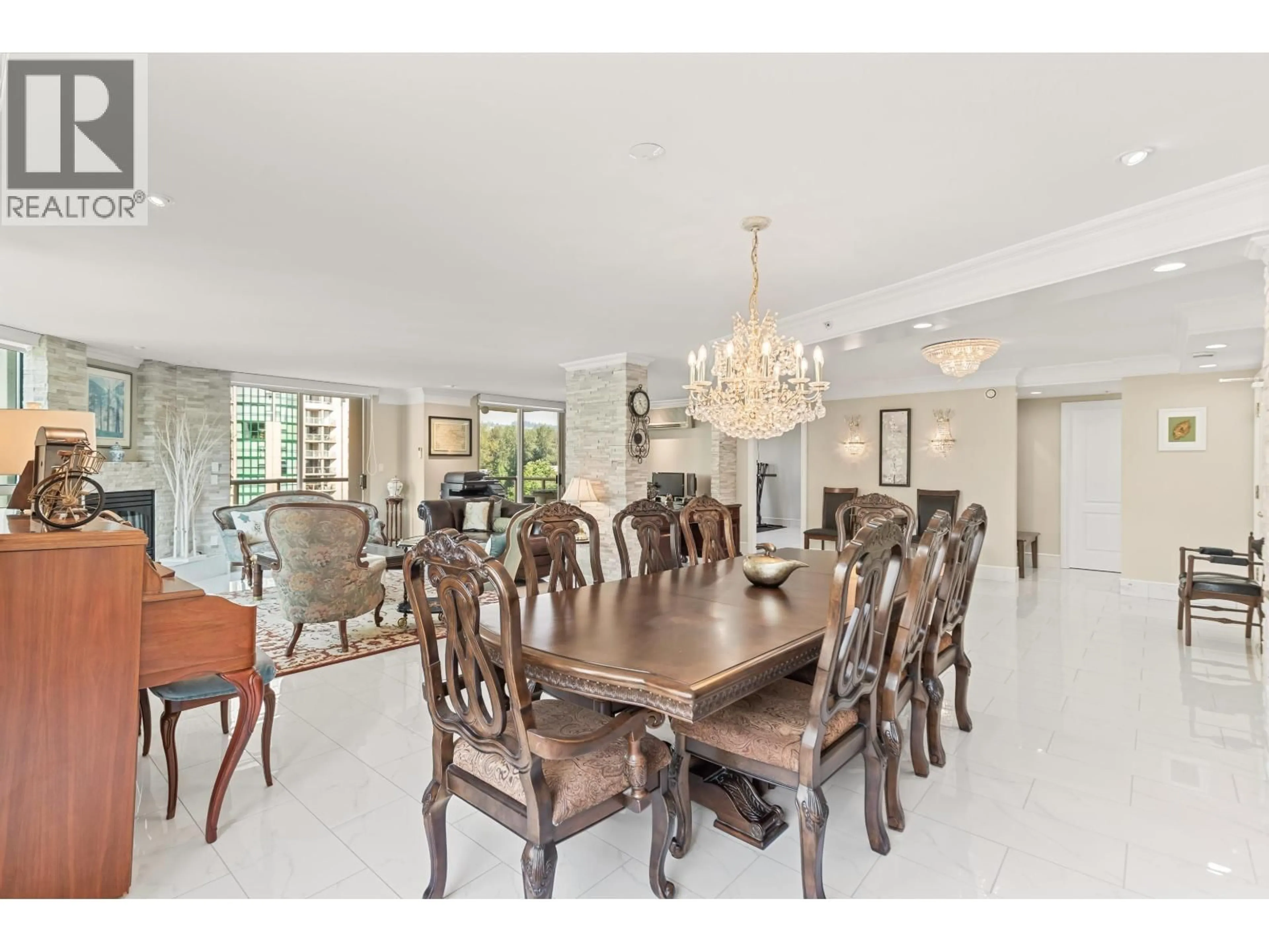 Dining room, ceramic/tile floor for 701 - 1190 PIPELINE ROAD, Coquitlam British Columbia V3B7T9