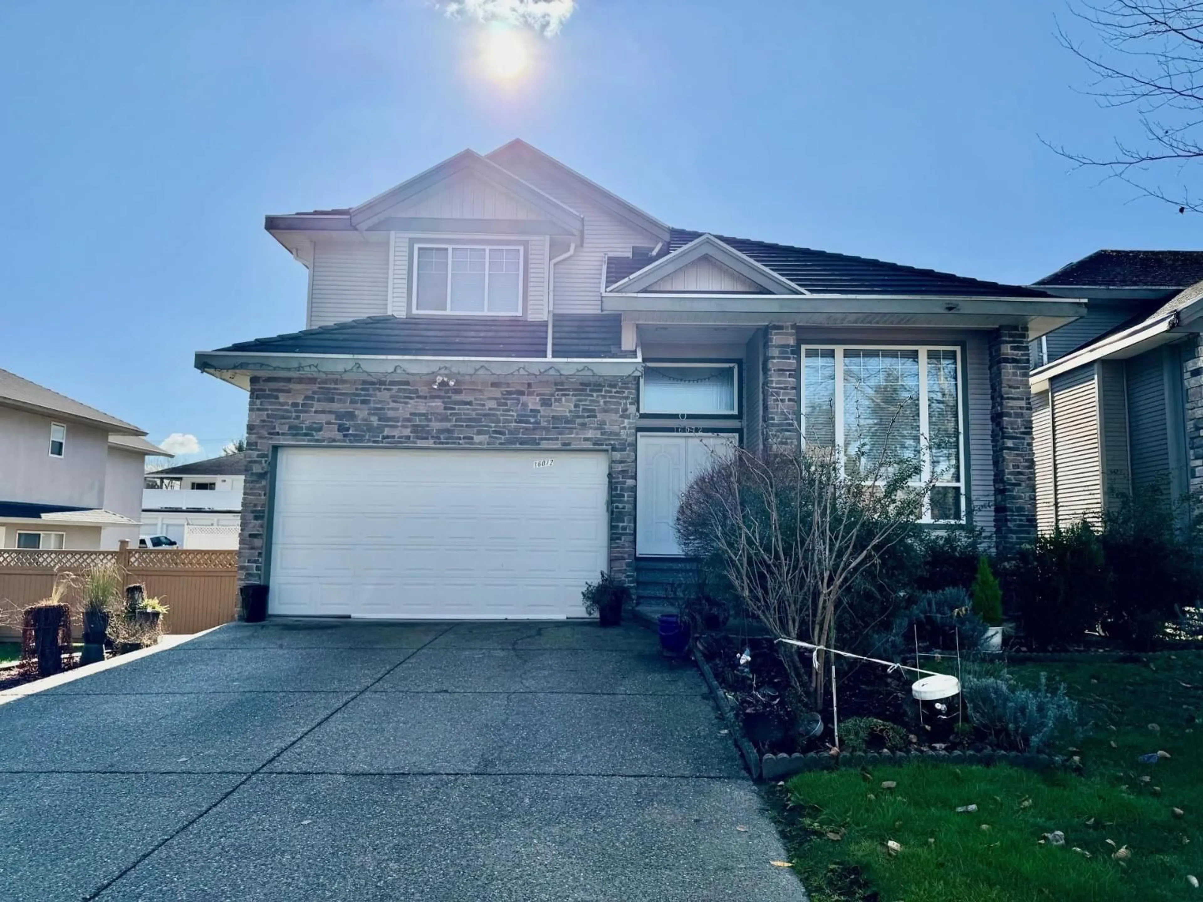 Unknown for 16072 96A AVENUE, Surrey British Columbia V4N3K8