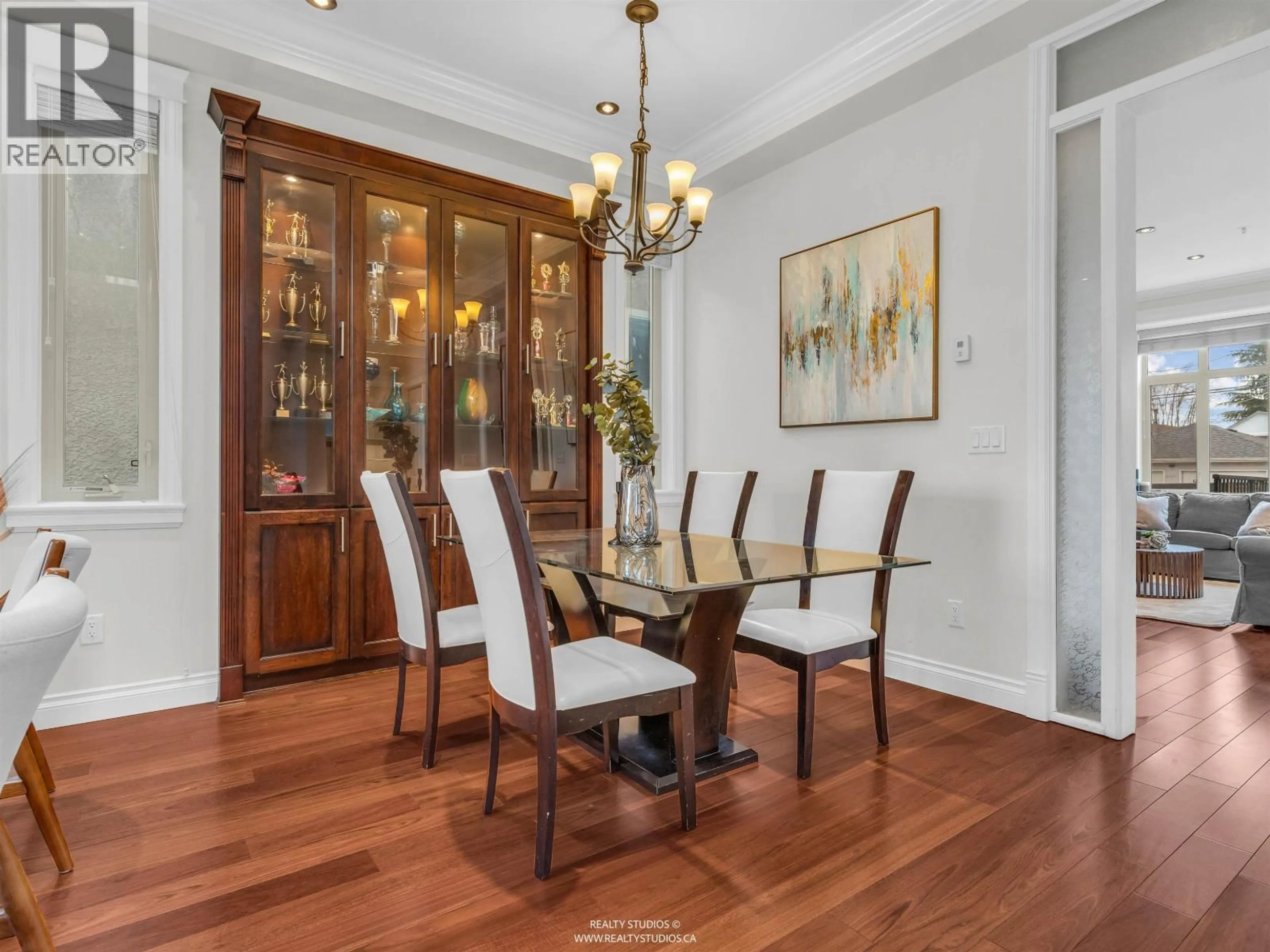 Dining room, wood/laminate floor for 6387 PRINCE ALBERT STREET, Vancouver British Columbia V5W3E7