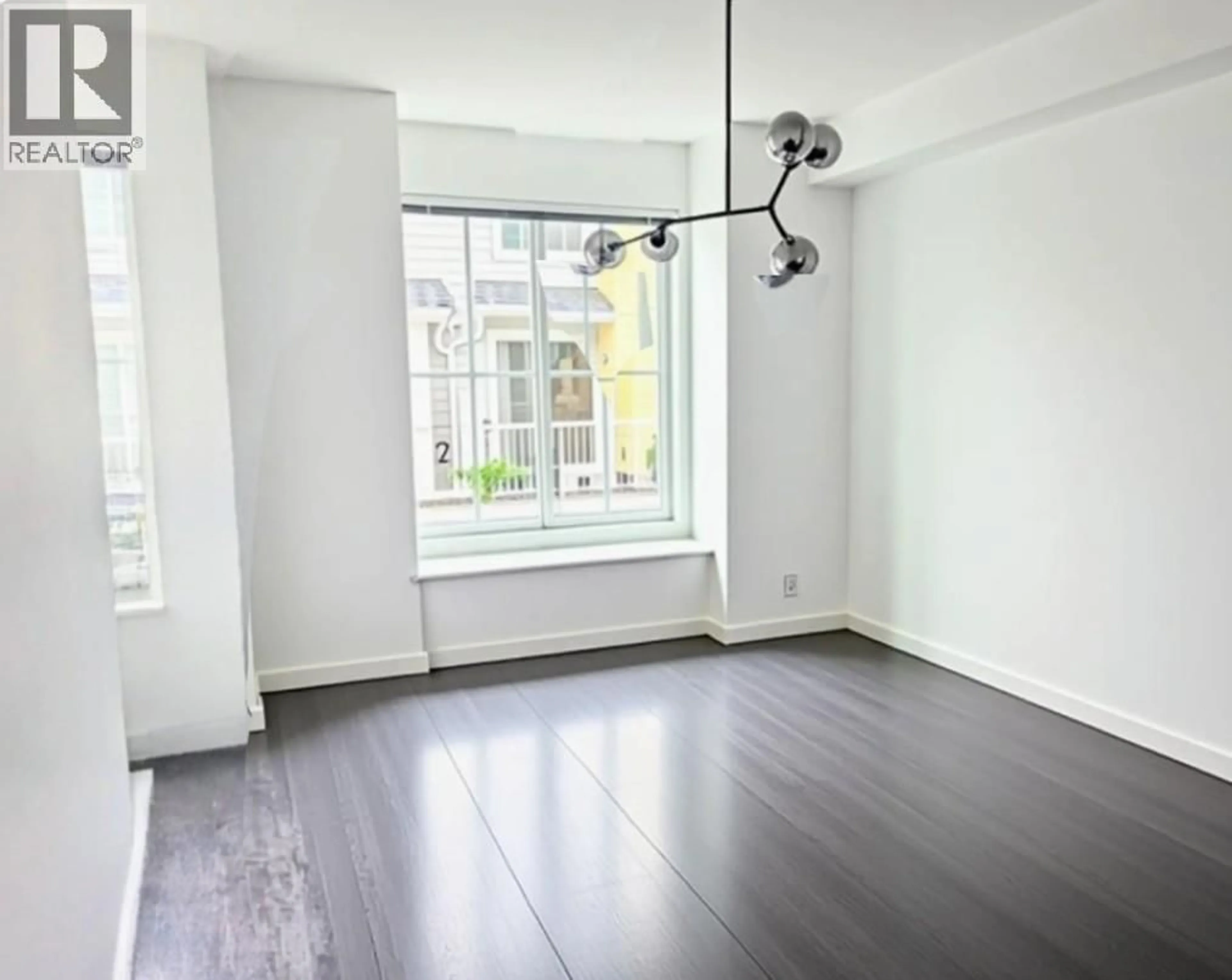 A pic of a room for 59 - 5550 ADMIRAL WAY, Delta British Columbia V4K0C4