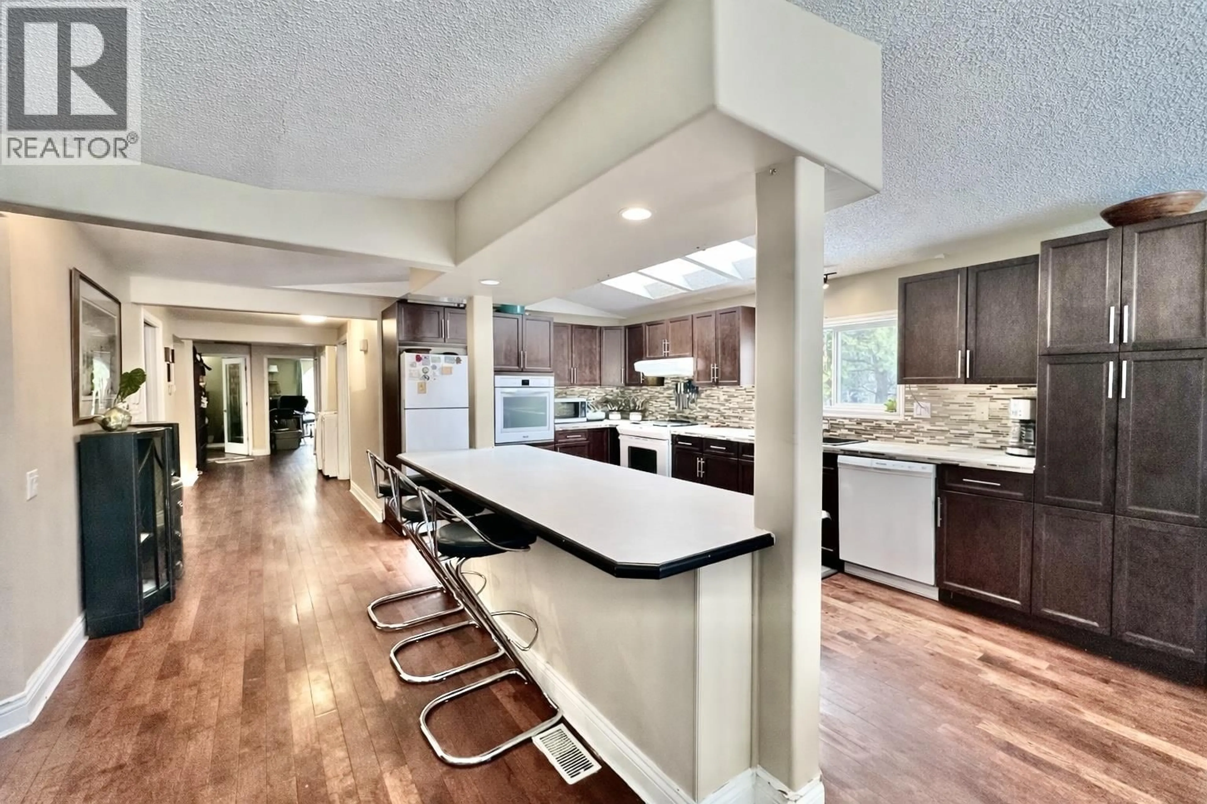 Open concept kitchen, ceramic/tile floor for 1475 8TH PLACE, Valemount British Columbia V0E2Z0