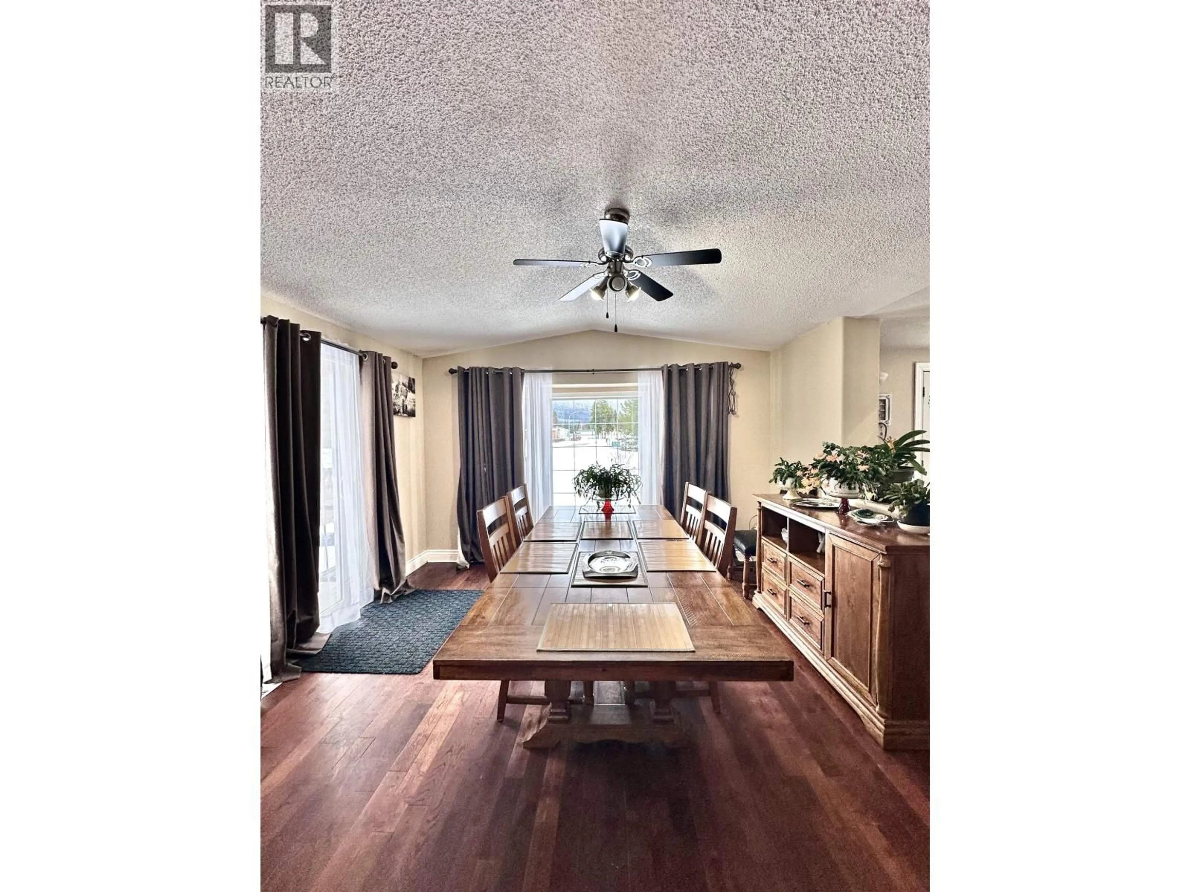 Dining room, wood/laminate floor for 1475 8TH PLACE, Valemount British Columbia V0E2Z0