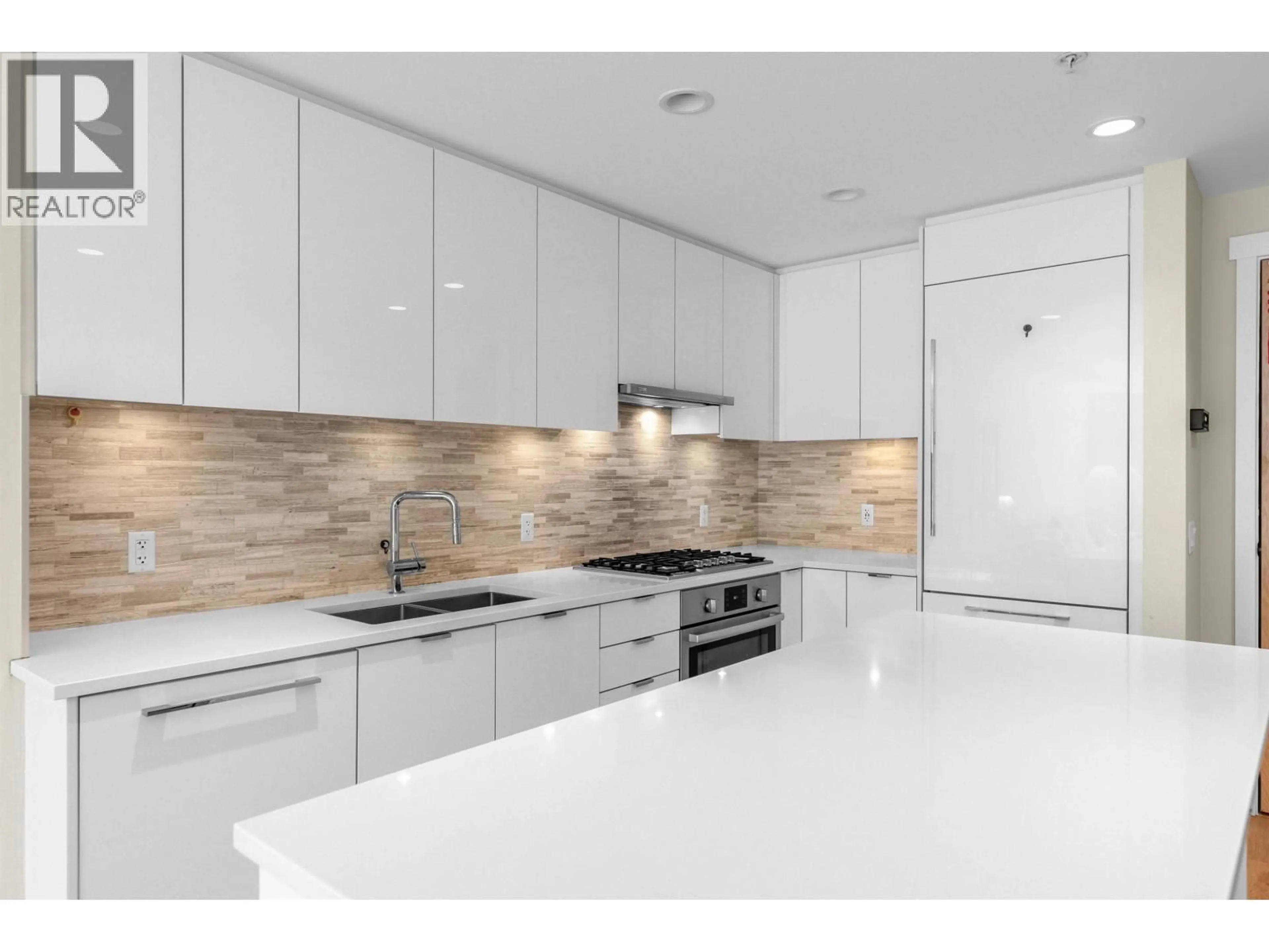 Contemporary kitchen, ceramic/tile floor for 315 - 9233 ODLIN ROAD, Richmond British Columbia V6X0V4