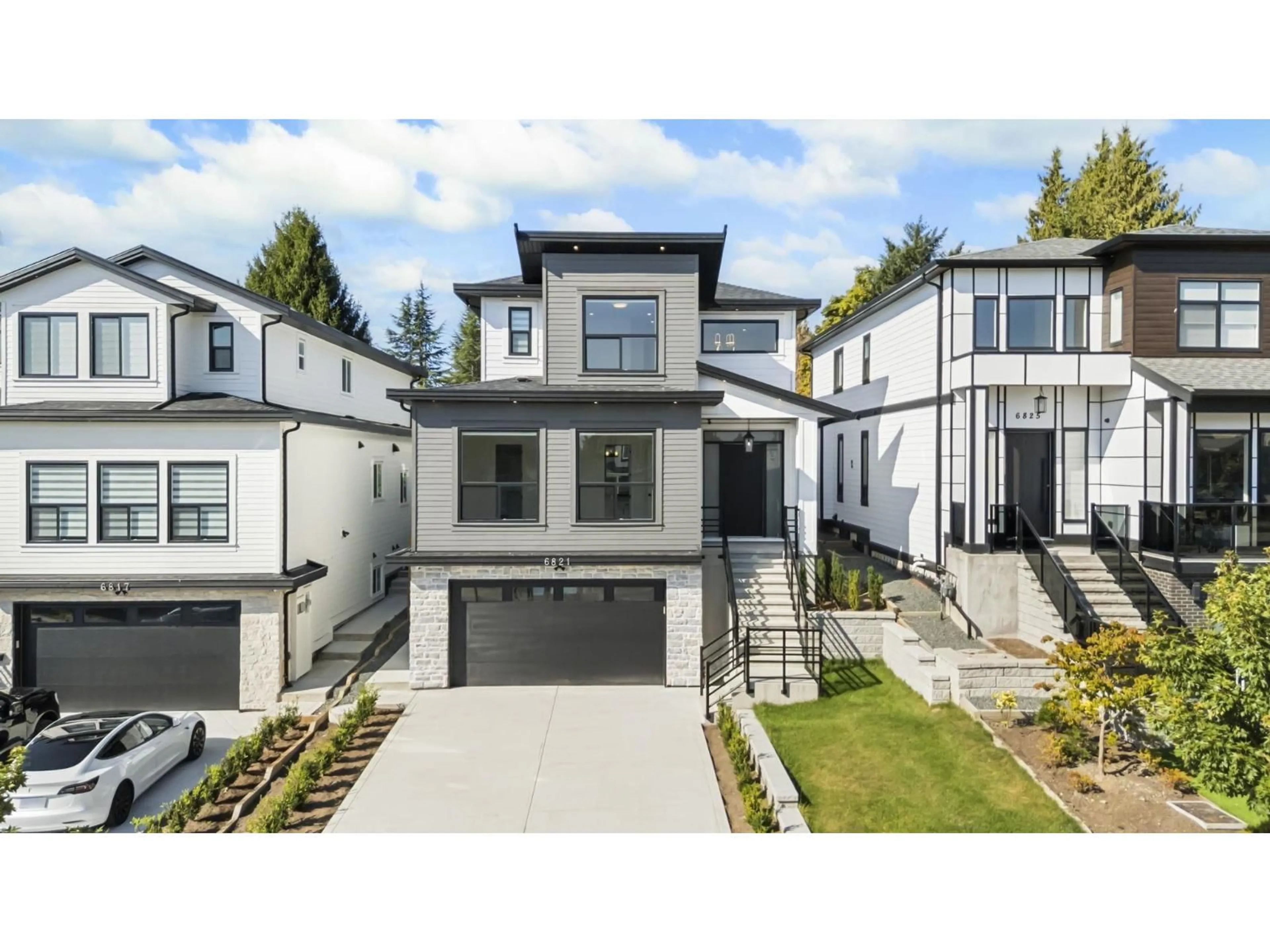 Home with vinyl exterior material, street for 6821 205 STREET, Langley British Columbia V2Y3C8