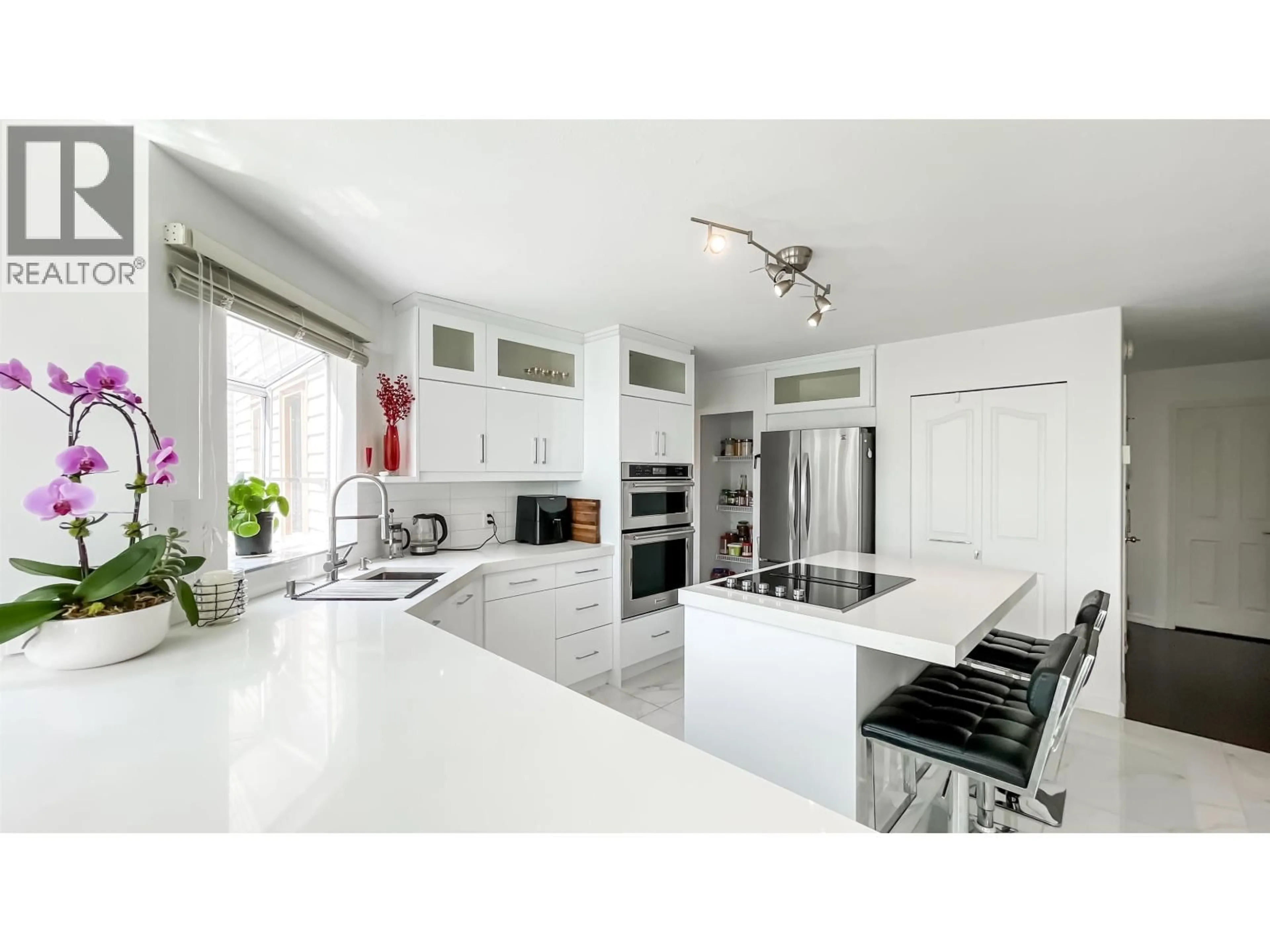 Contemporary kitchen, ceramic/tile floor for 1476 LANSDOWNE DRIVE, Coquitlam British Columbia V3E2S8