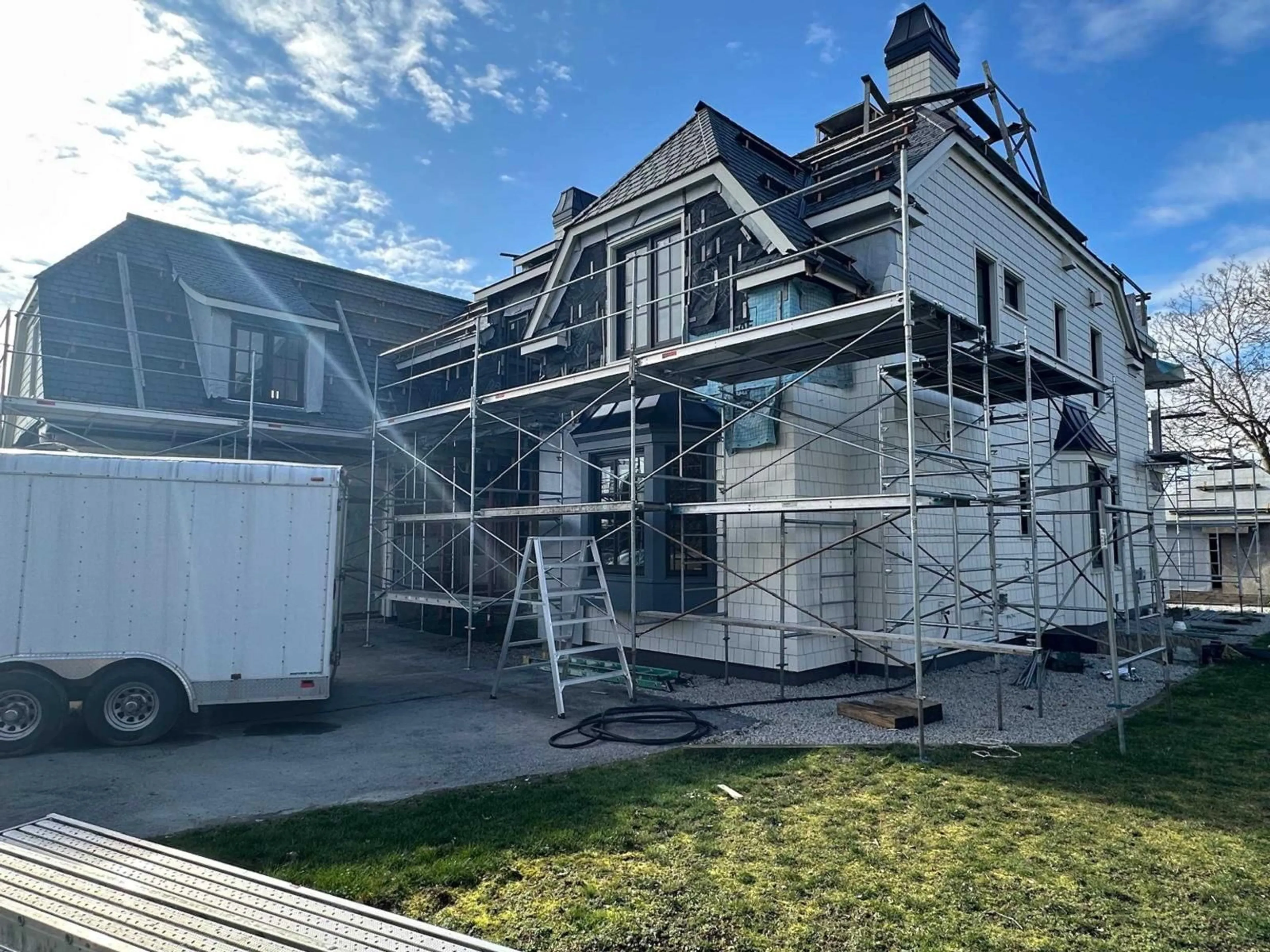 Home with vinyl exterior material, building for 20110 53 AVENUE, Langley British Columbia V3A3T9