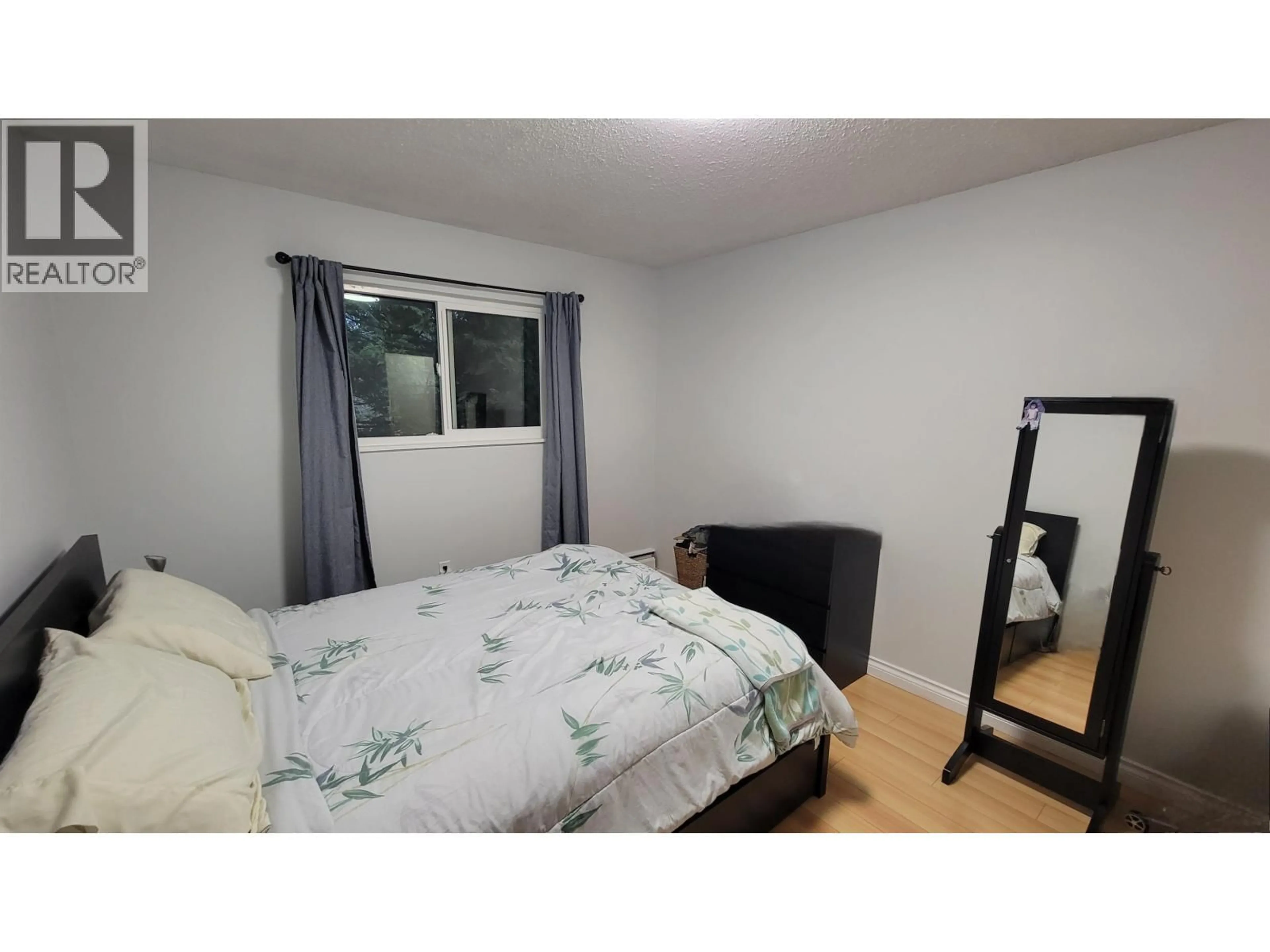 A pic of a room for 118 - 200 WESTHILL PLACE, Port Moody British Columbia V3H1V2