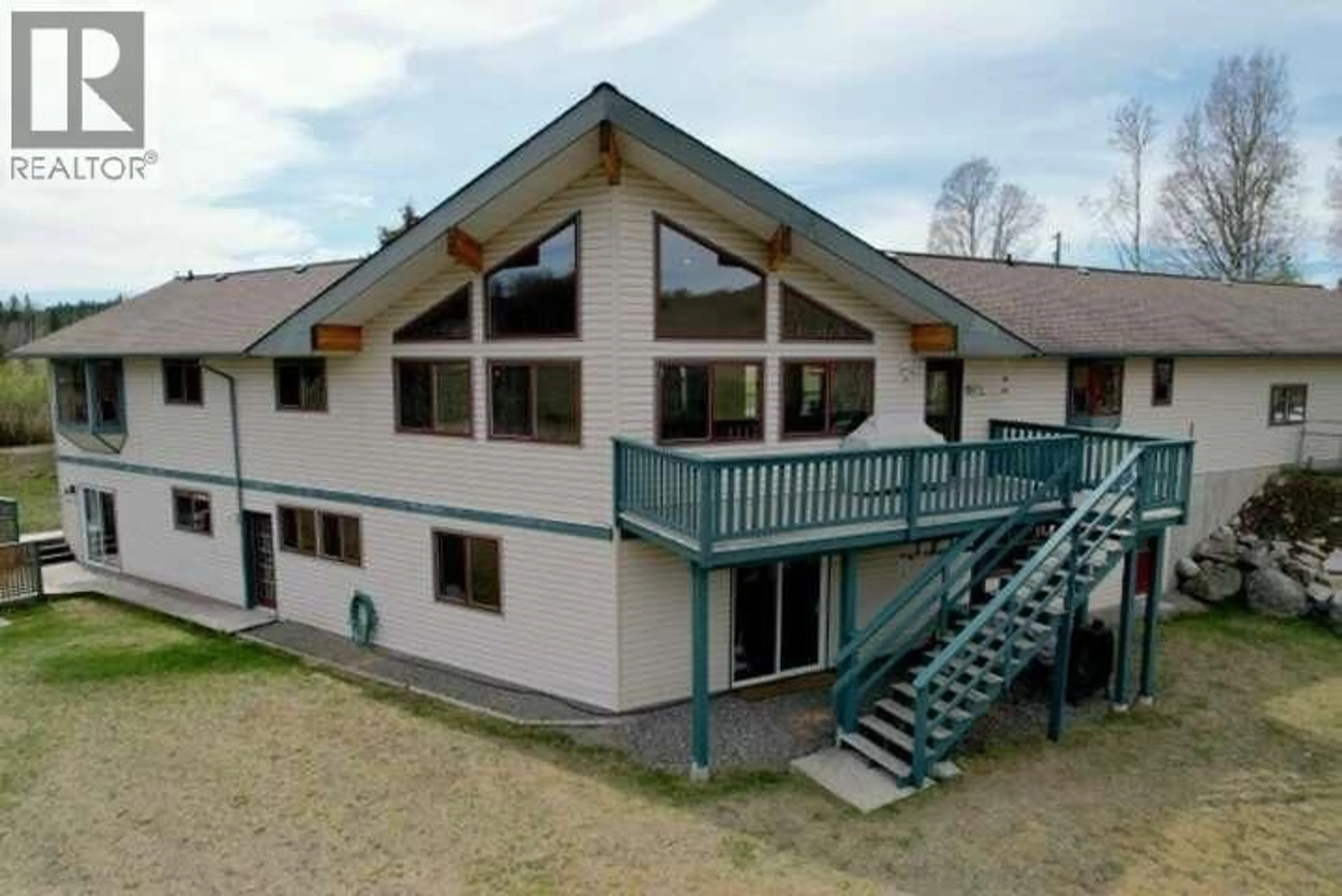 A pic from outside/outdoor area/front of a property/back of a property/a pic from drone, building for 4221 LODGE ROAD, Lac La Hache British Columbia V0K1T0