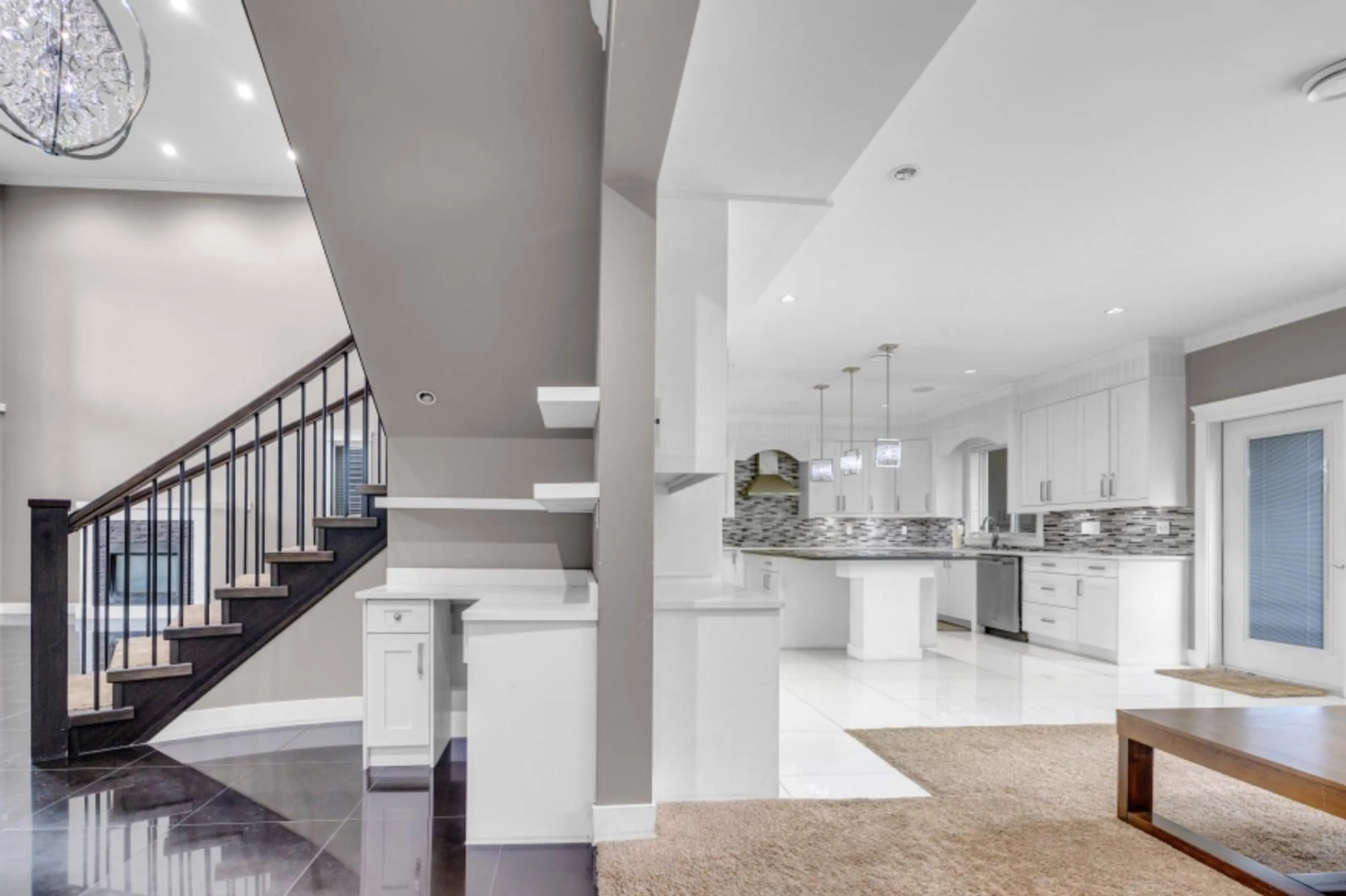 Open concept kitchen, unknown for 2775 MCCALLUM ROAD, Abbotsford British Columbia V2S3R2