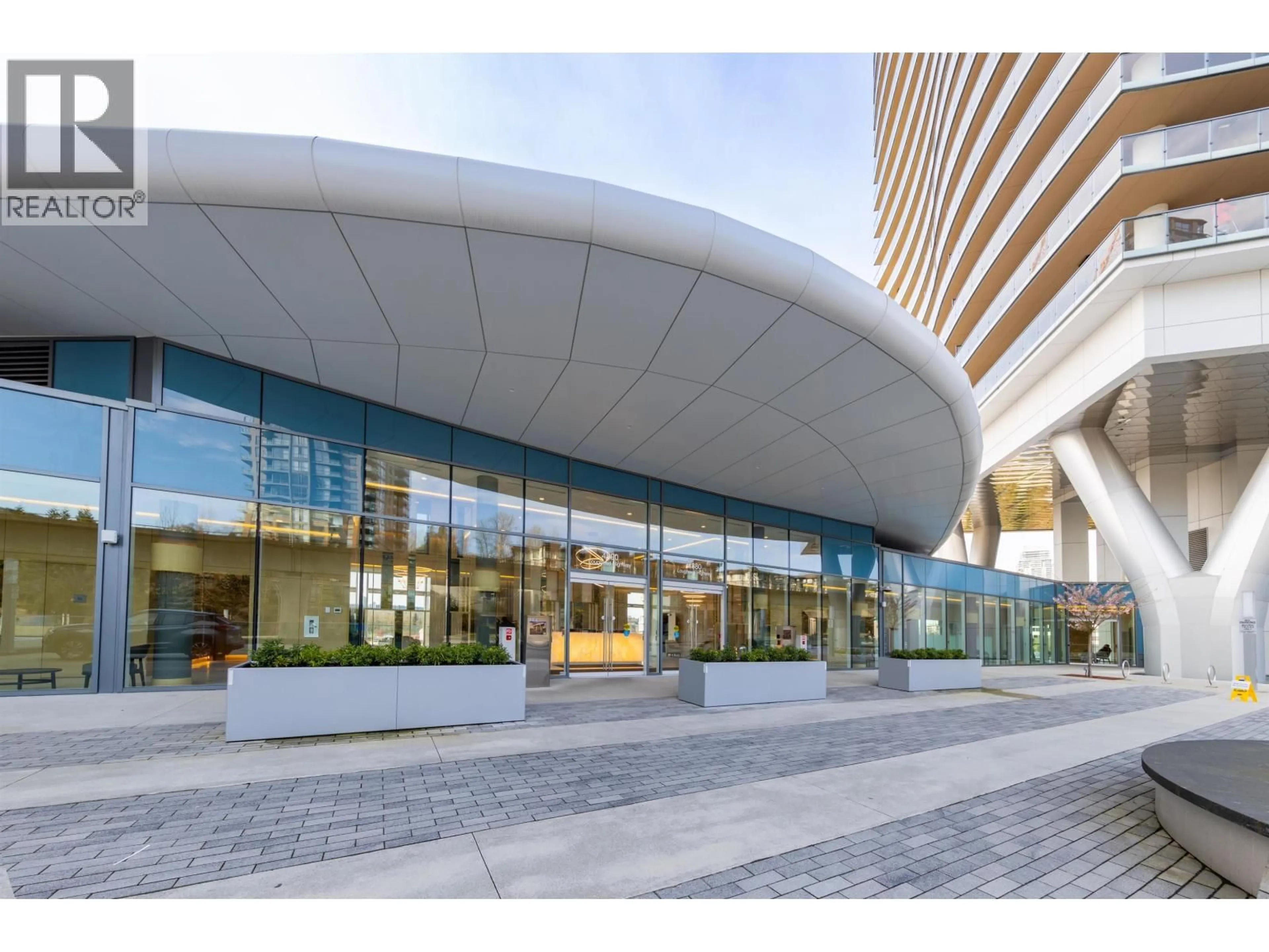 Indoor foyer for 310 - 4880 LOUGHEED HIGHWAY, Burnaby British Columbia V5C0N1