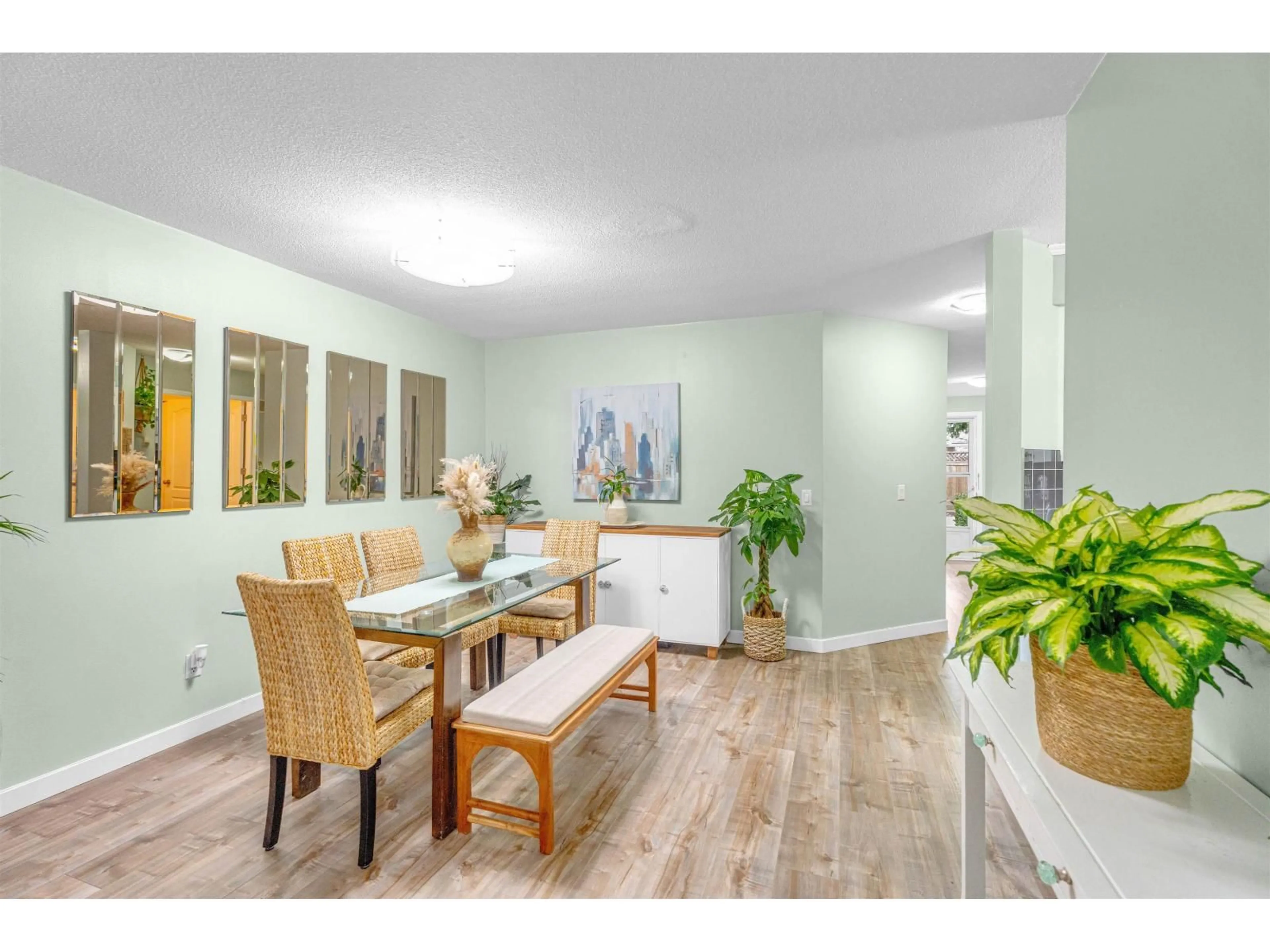 Unknown for 28 - 10130 155 STREET, Surrey British Columbia V3R0R6