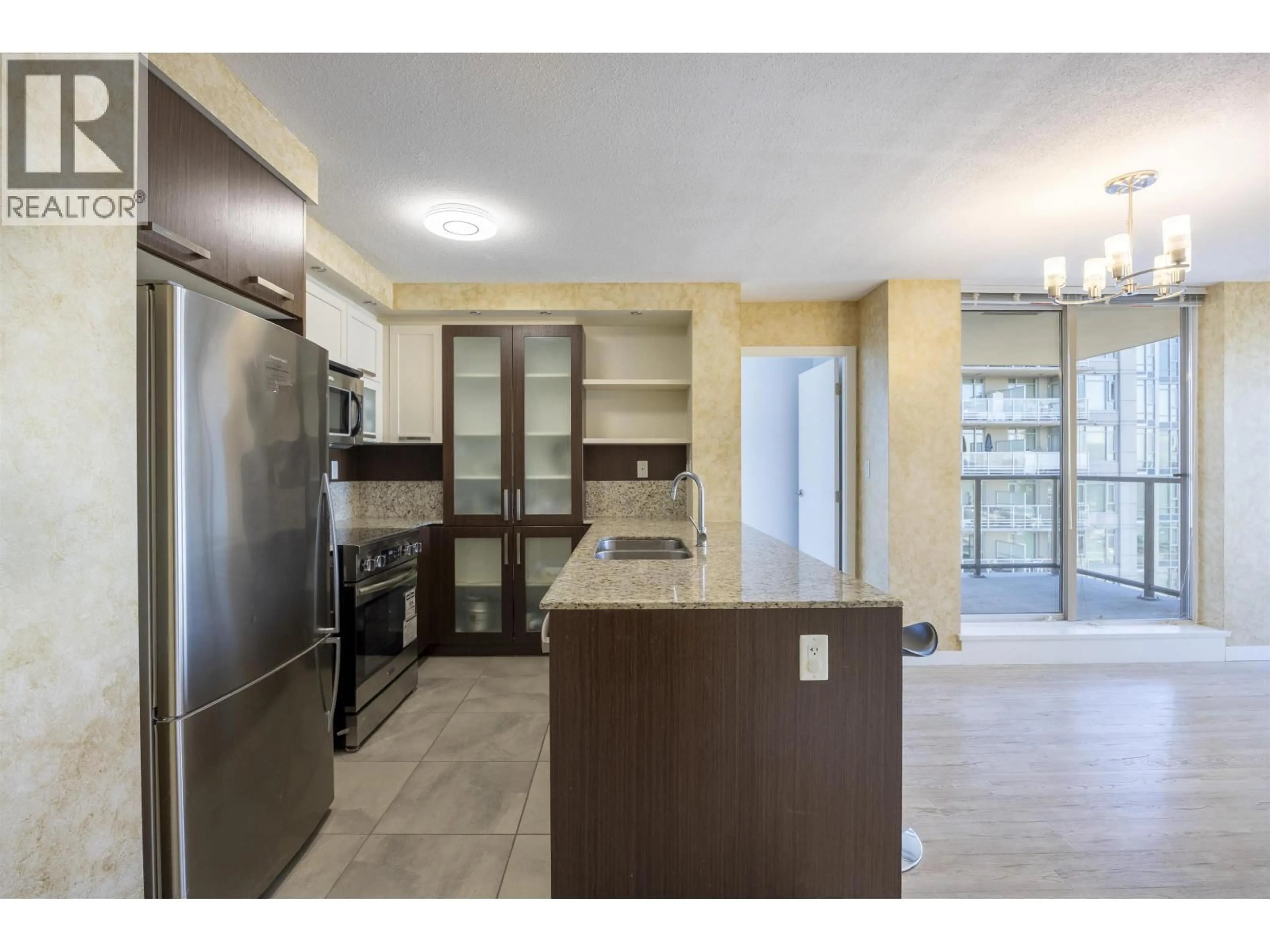 Open concept kitchen, unknown for 1603 - 2980 ATLANTIC AVENUE, Coquitlam British Columbia V3B0G2