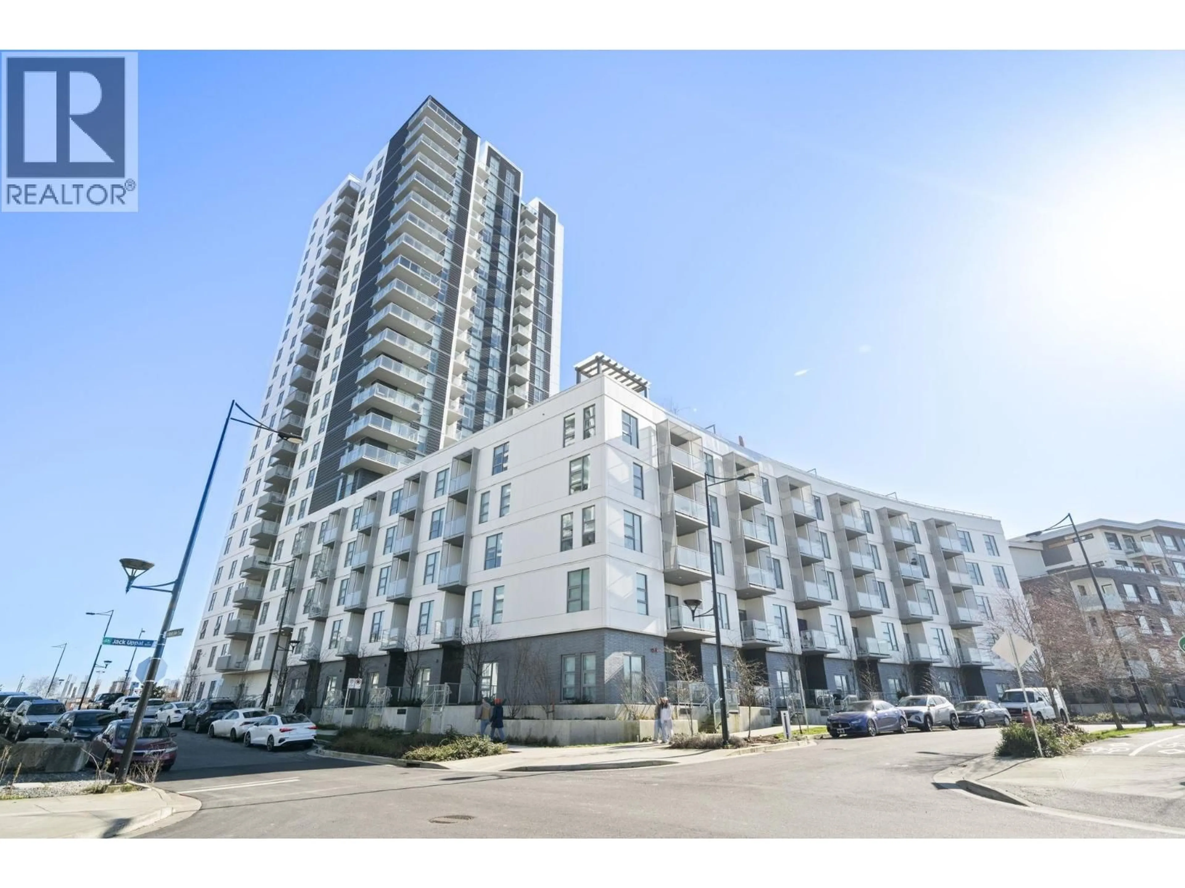 Unknown for 313 - 3430 KENT AVENUE SOUTH AVENUE, Vancouver British Columbia V5S0G7