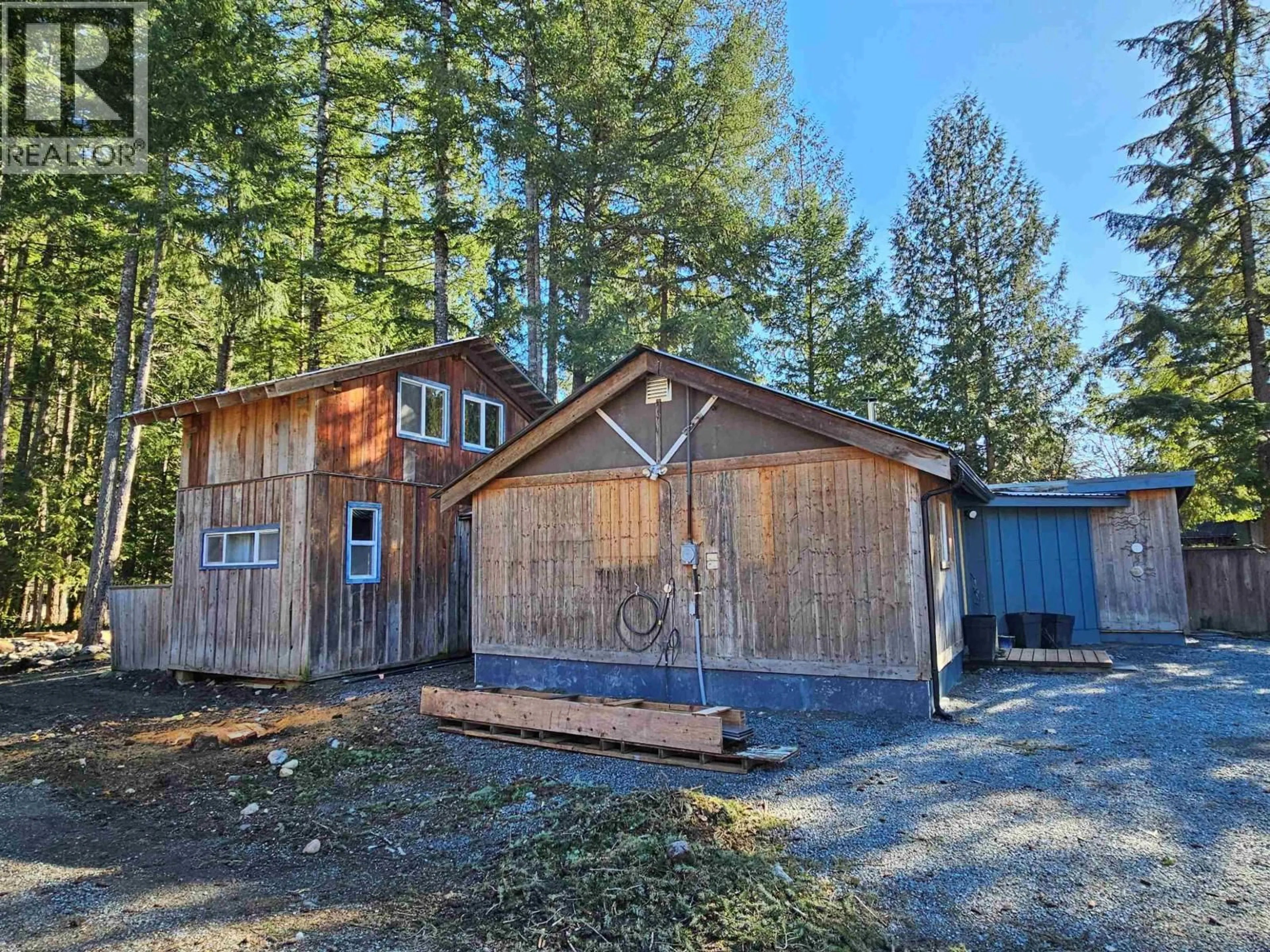 Shed for 3070 MIDNIGHT WAY, Squamish British Columbia V0N1T0