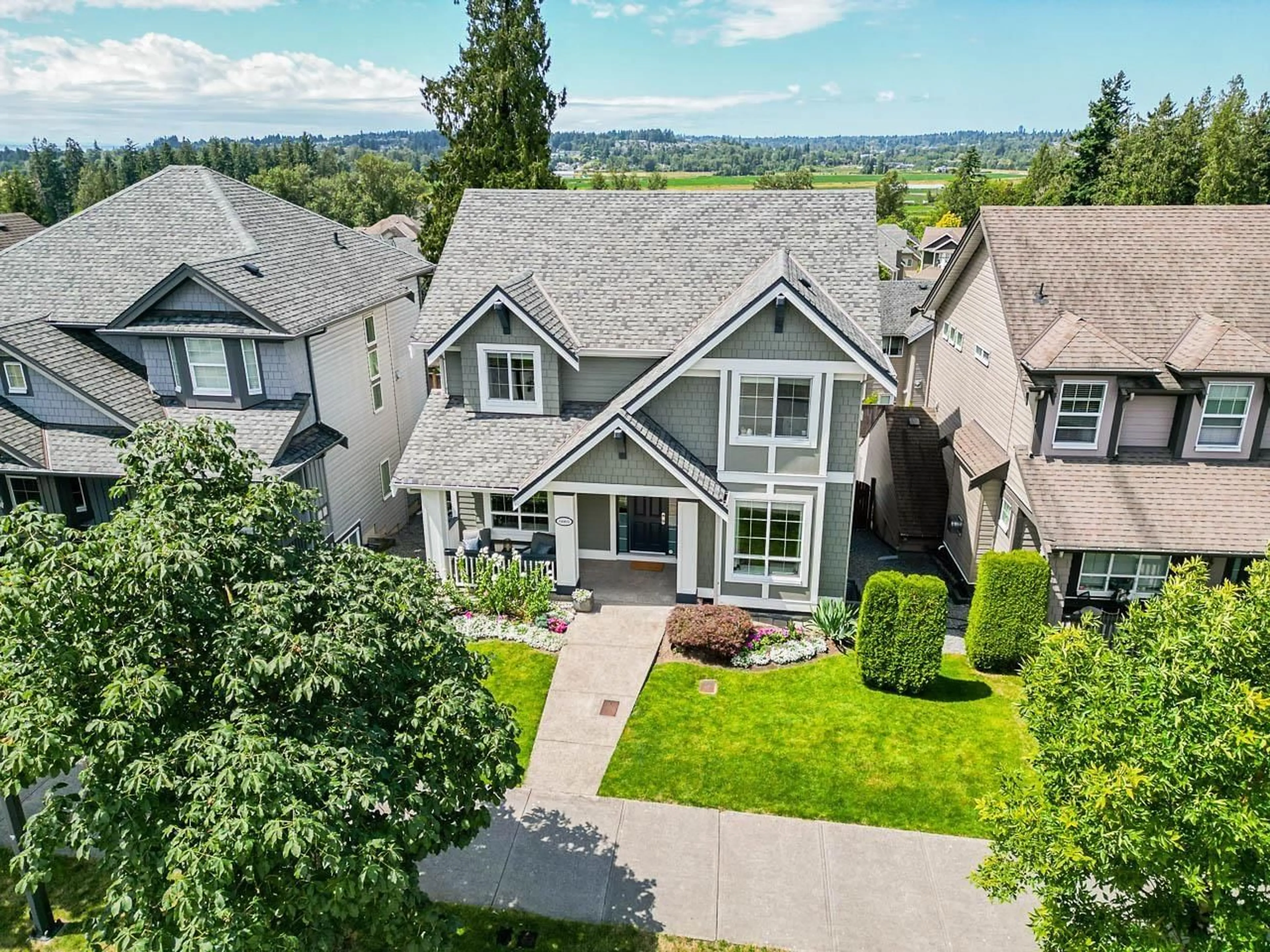 A pic from outside/outdoor area/front of a property/back of a property/a pic from drone, unknown for 6069 163B STREET, Surrey British Columbia V3S2H7