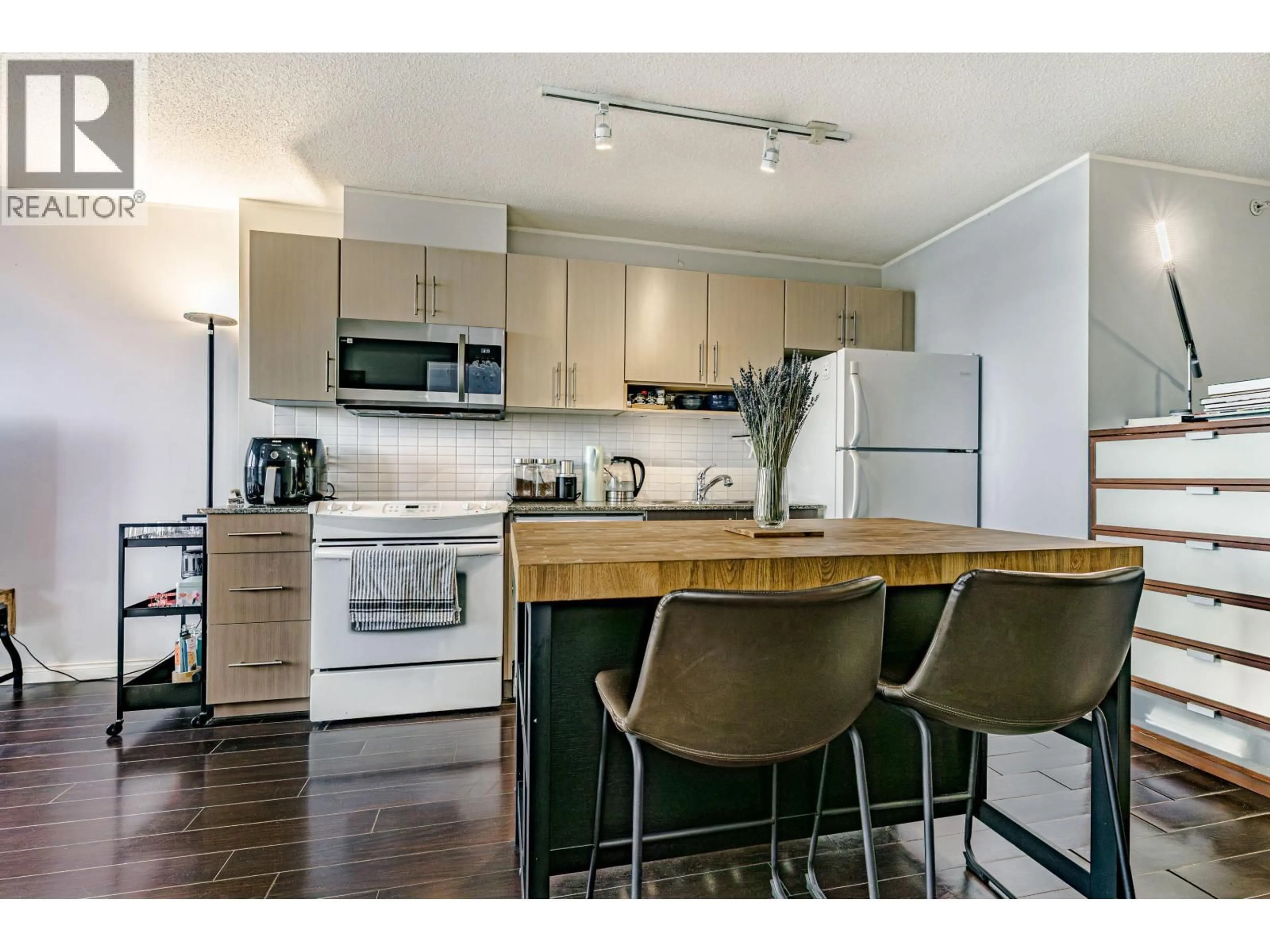 Open concept kitchen, wood/laminate floor for 1201 - 550 TAYLOR STREET, Vancouver British Columbia V6B1R1