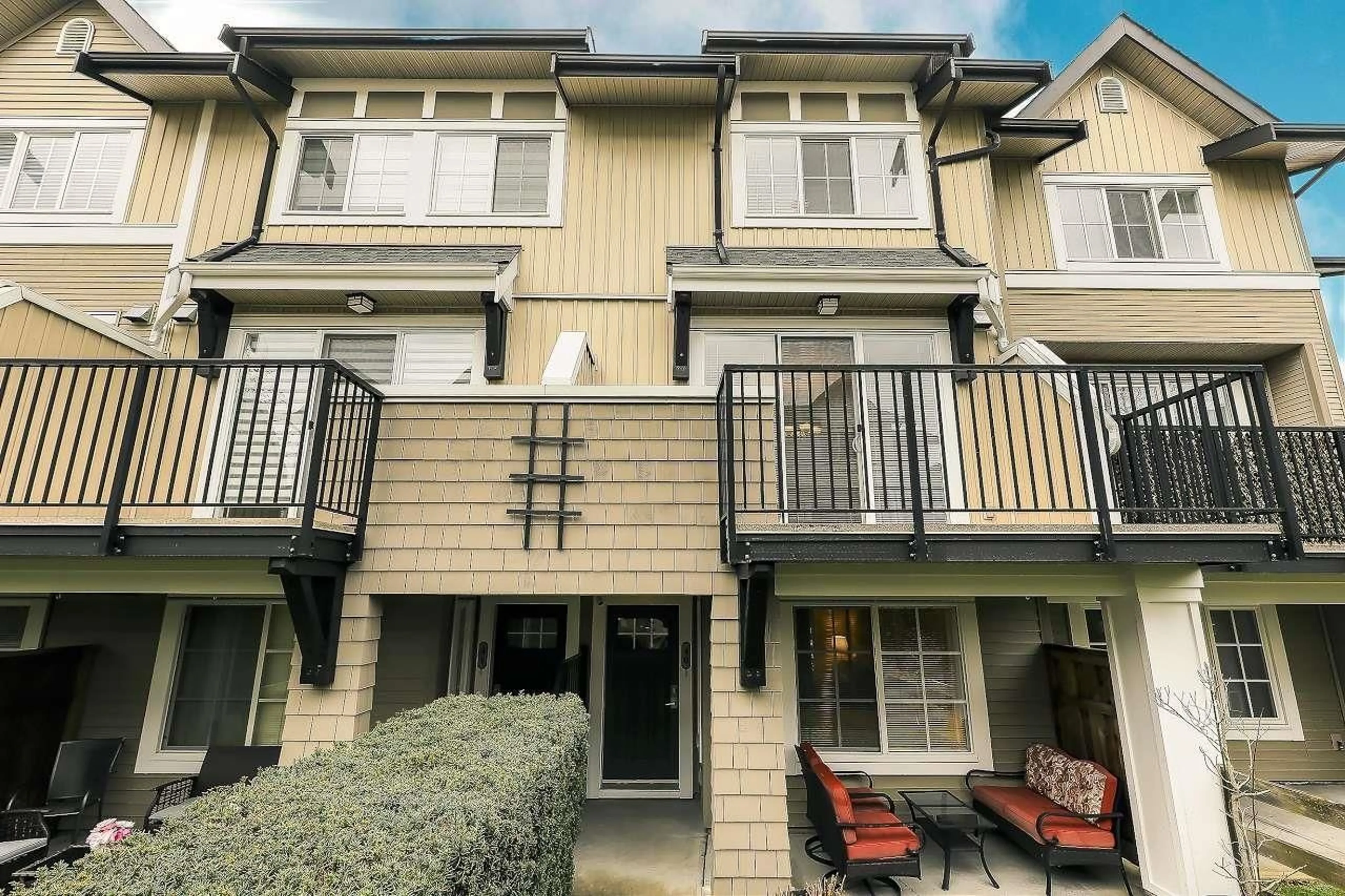 Unknown for 40 - 2450 161A STREET, Surrey British Columbia V3Z8K4