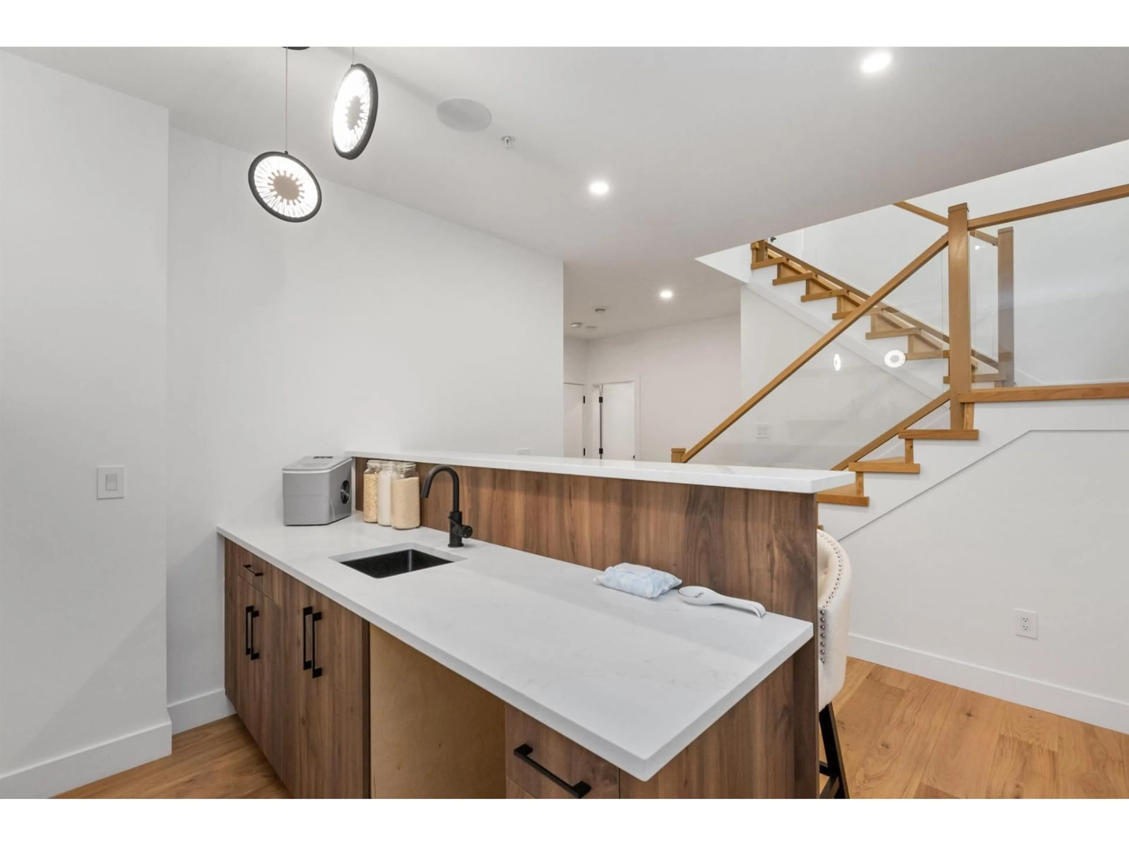 Open concept kitchen, unknown for 5638 CRIMSON RIDGE, Chilliwack British Columbia V2R6H7