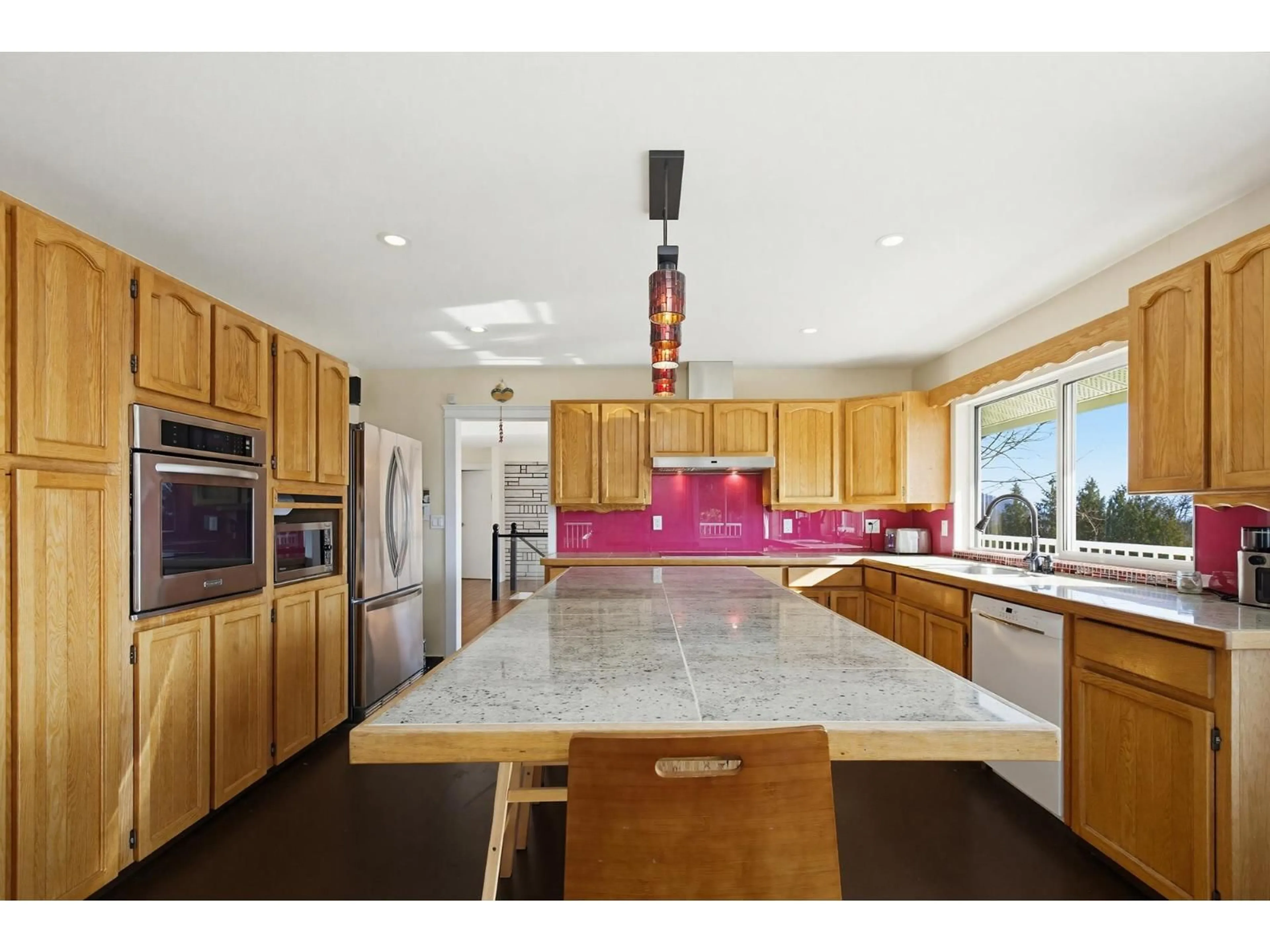 Contemporary kitchen, ceramic/tile floor for 34639 DUNN STREET, Mission British Columbia V2V6W1