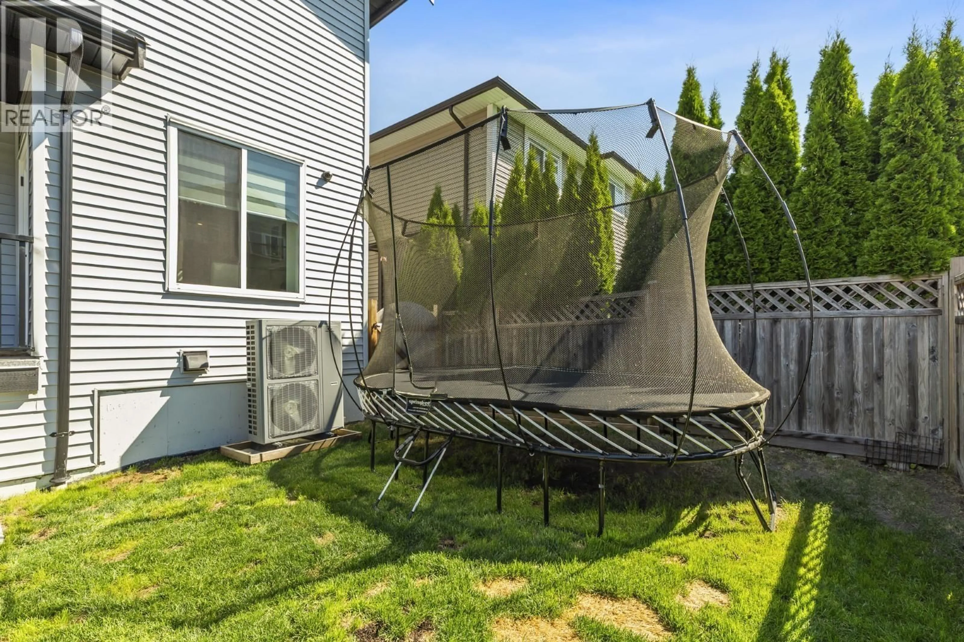 Patio, street for 20388 WICKLUND AVENUE, Maple Ridge British Columbia V2X2Z5