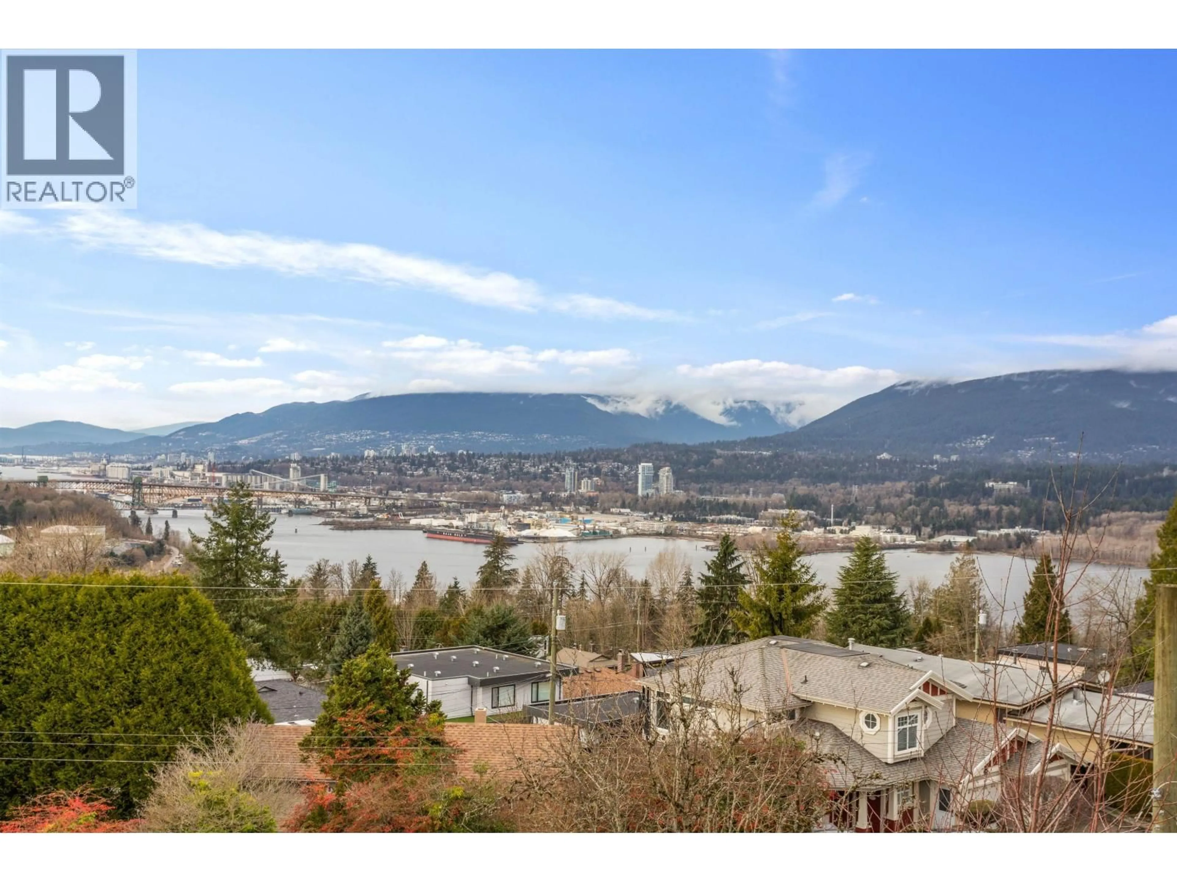 A pic from outside/outdoor area/front of a property/back of a property/a pic from drone, water/lake/river/ocean view for 4850 ETON STREET, Burnaby British Columbia V5C1K9