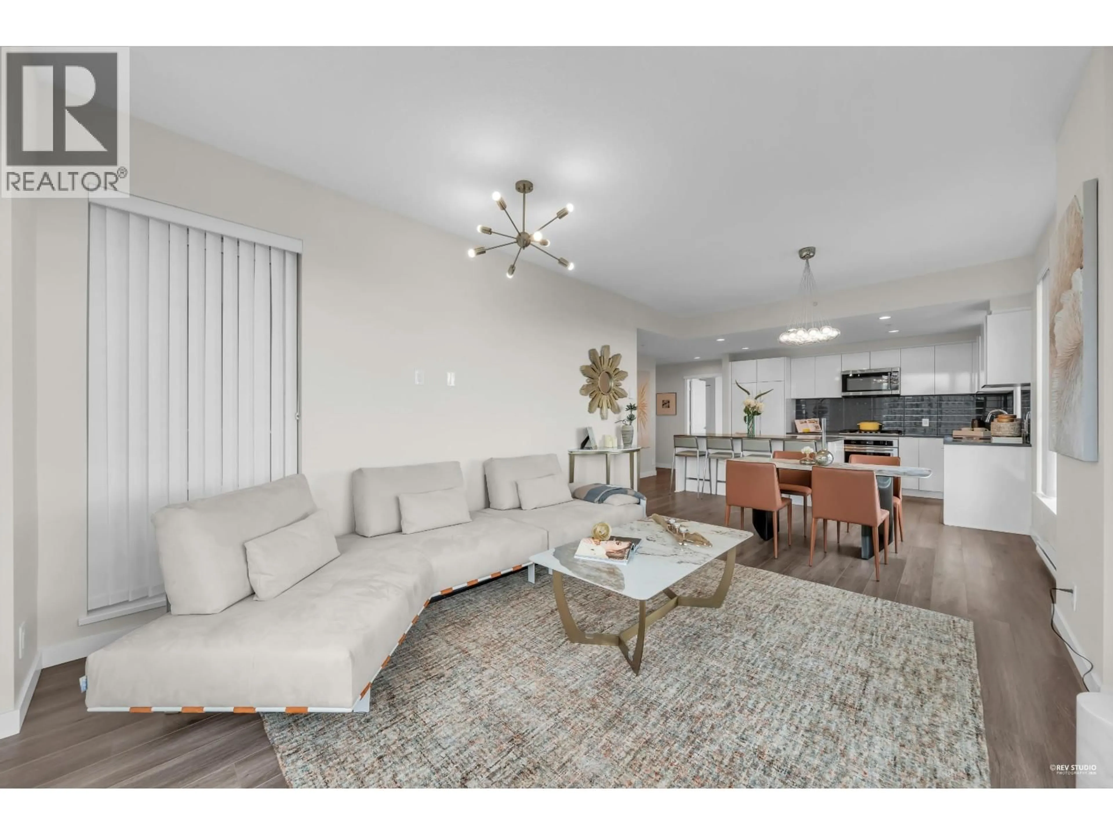 Living room with furniture, unknown for 2404 - 3096 WINDSOR GATE, Coquitlam British Columbia V3B0P4