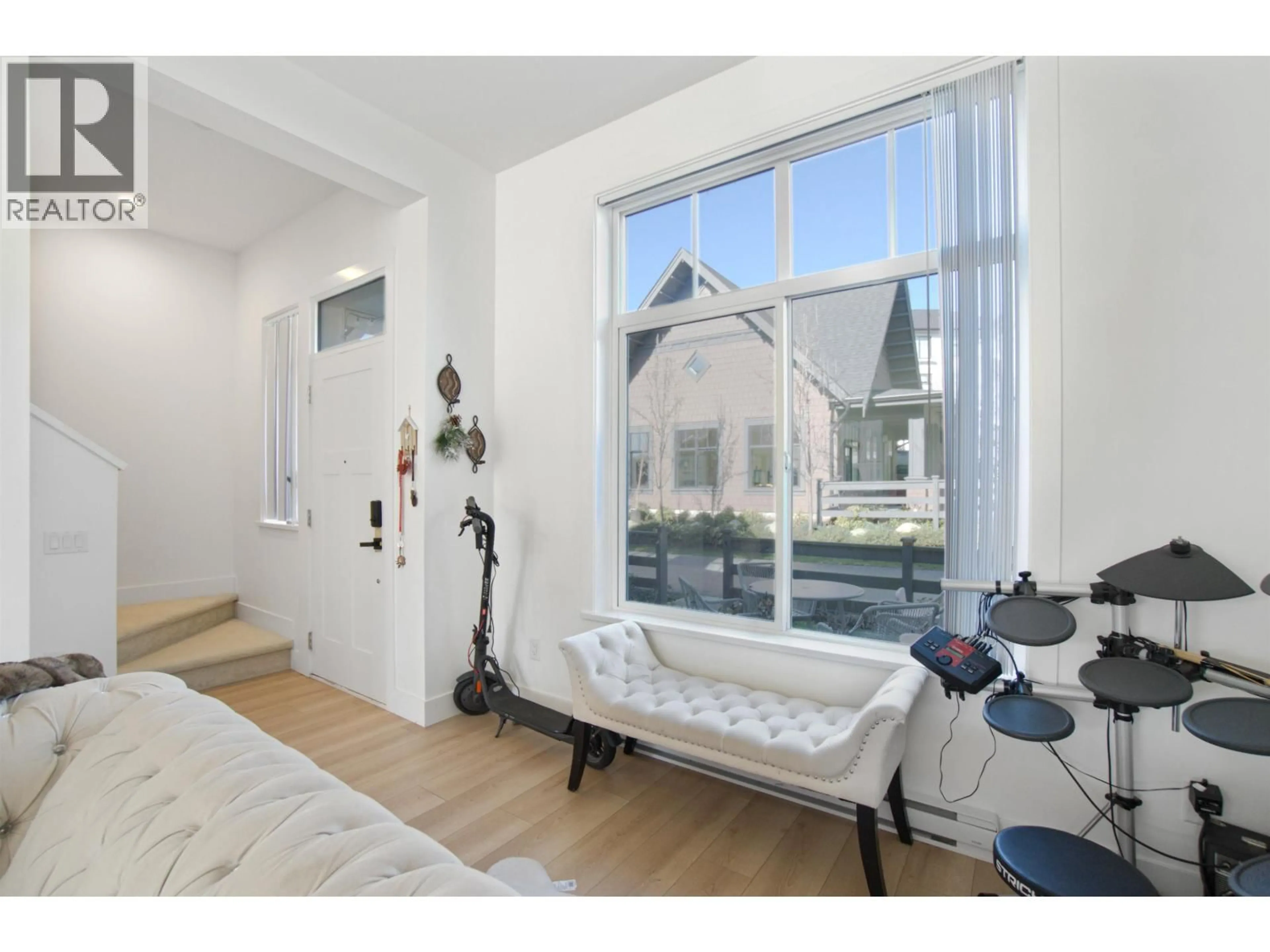 A pic of a room for 129 - 1331 OLMSTED STREET, Coquitlam British Columbia V3E0T3