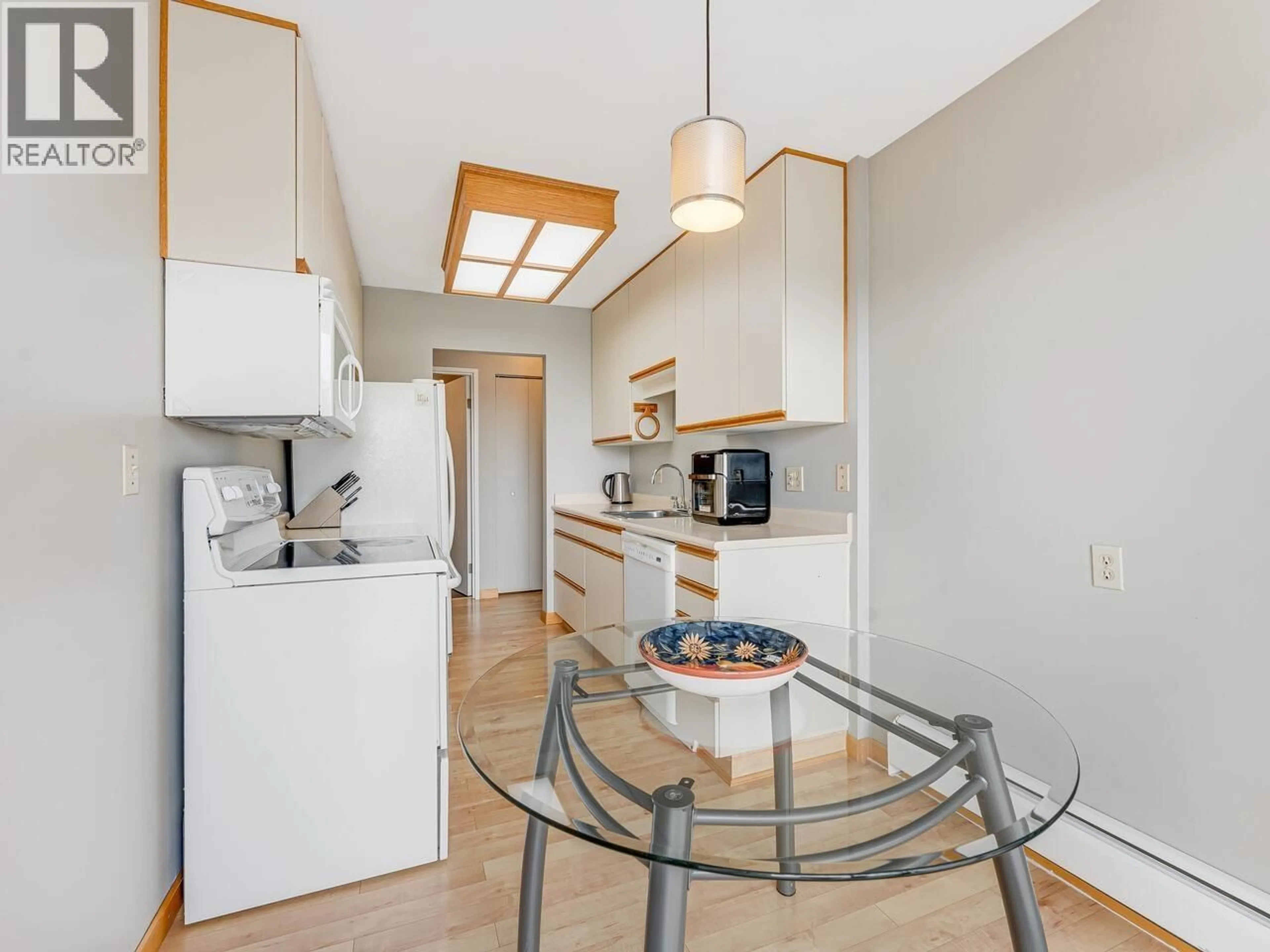 Standard kitchen, wood/laminate floor for 305 - 8760 NO. 1 ROAD, Richmond British Columbia V7C4L5