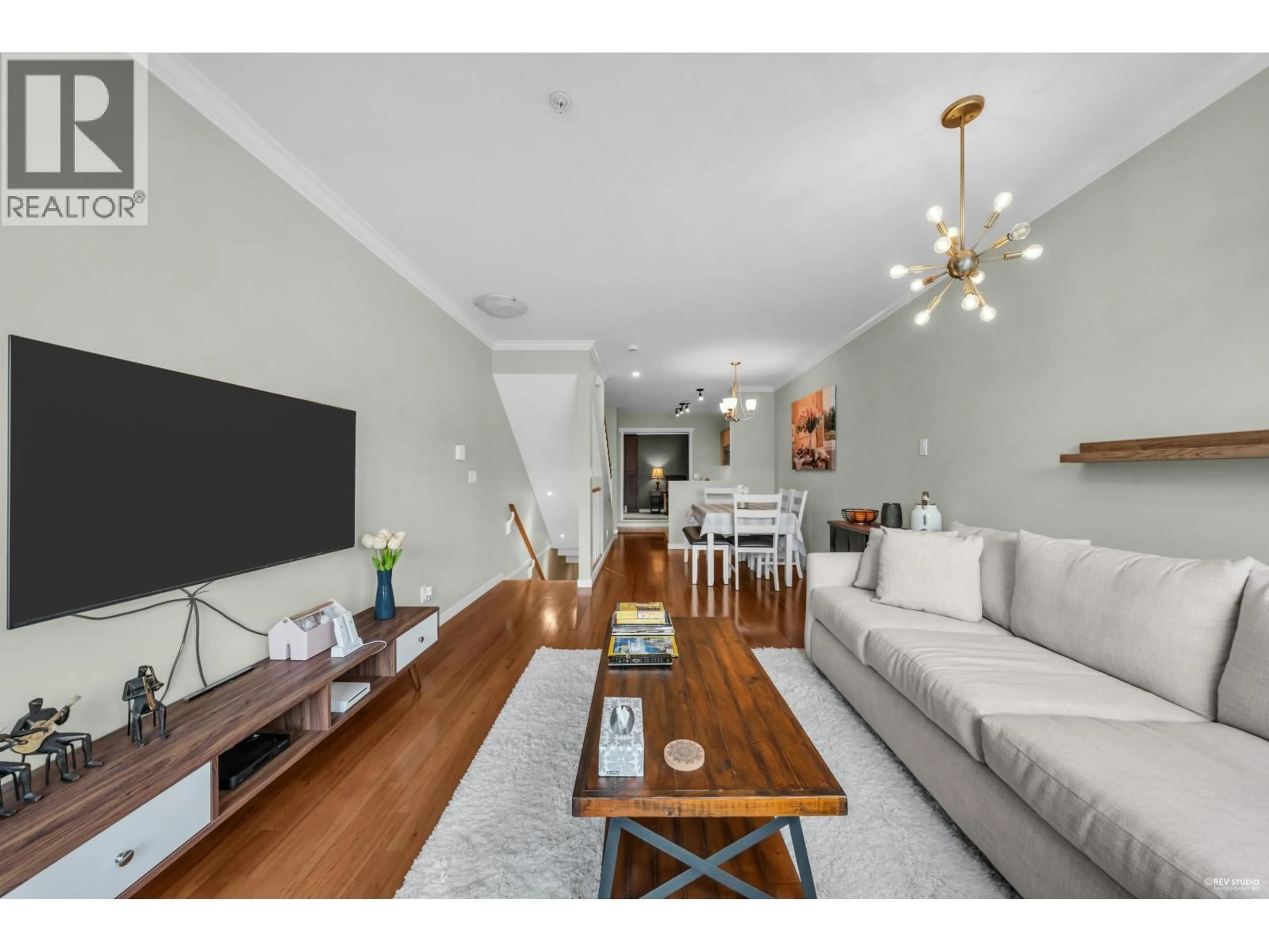 Living room with furniture, unknown for 30 - 638 6TH AVENUE, Vancouver British Columbia V5Z1A3