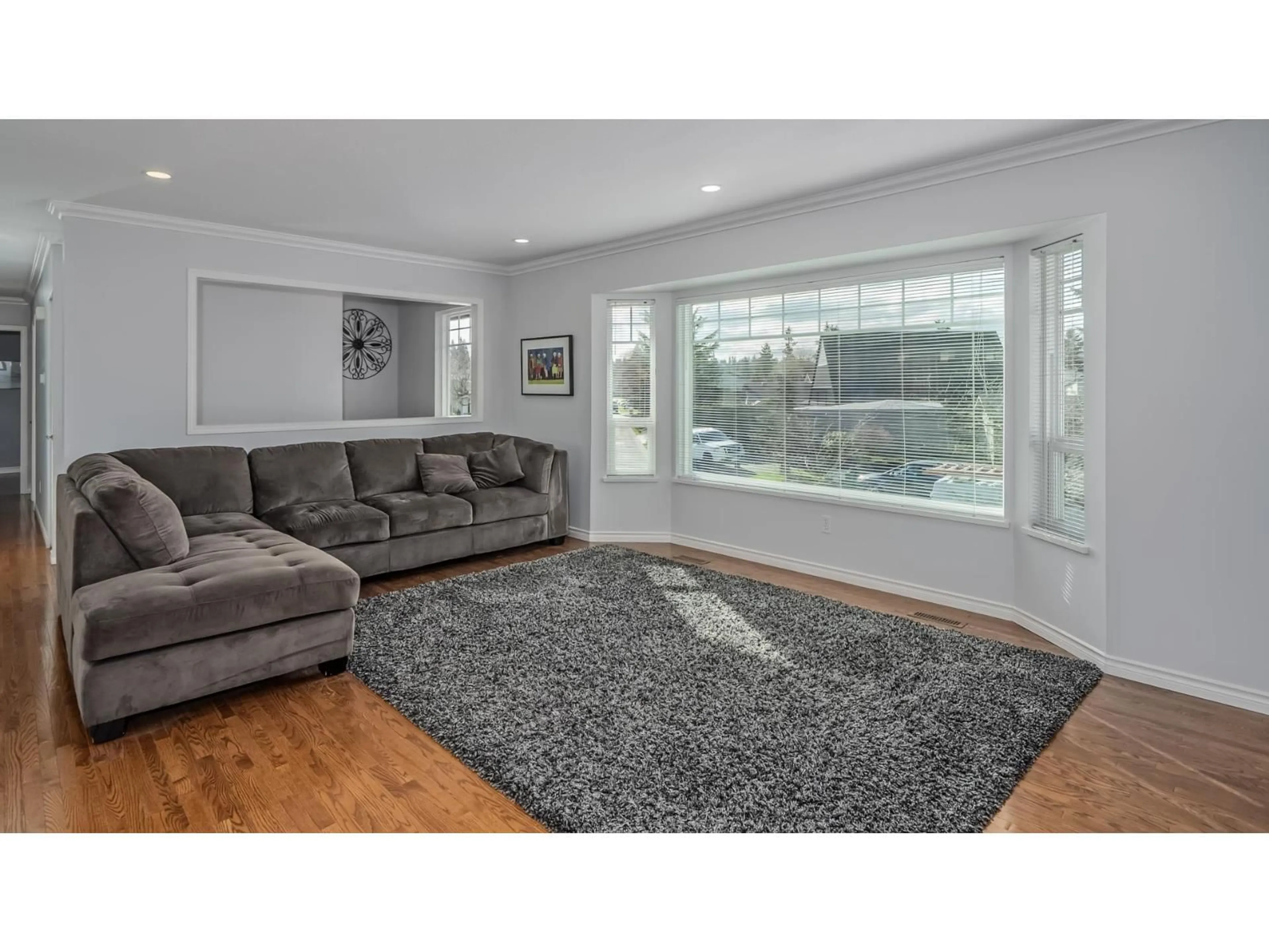 Living room with furniture, unknown for 20949 52 AVENUE, Langley British Columbia V3A3T7