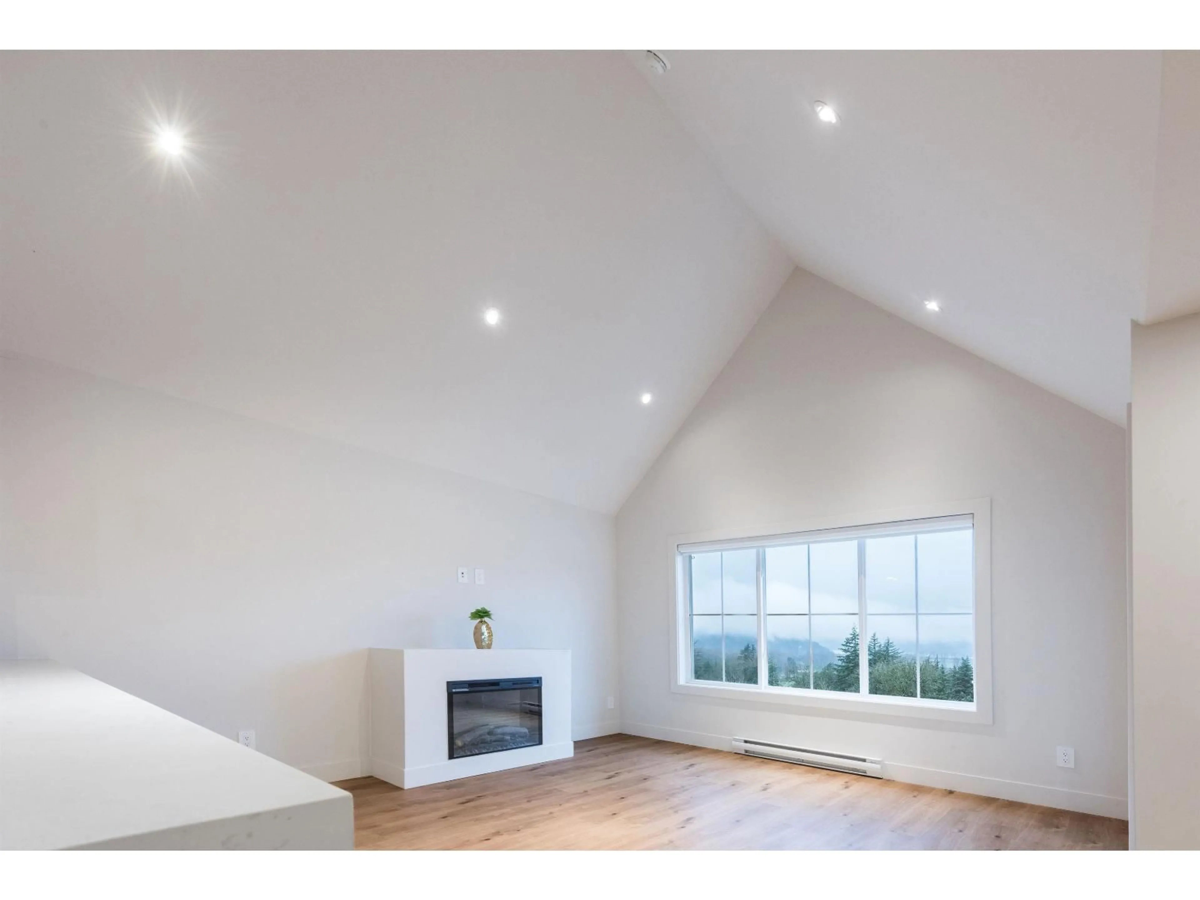 A pic of a room for 9 - 1928 WOODSIDE BOULEVARD, Agassiz British Columbia V0M1A1