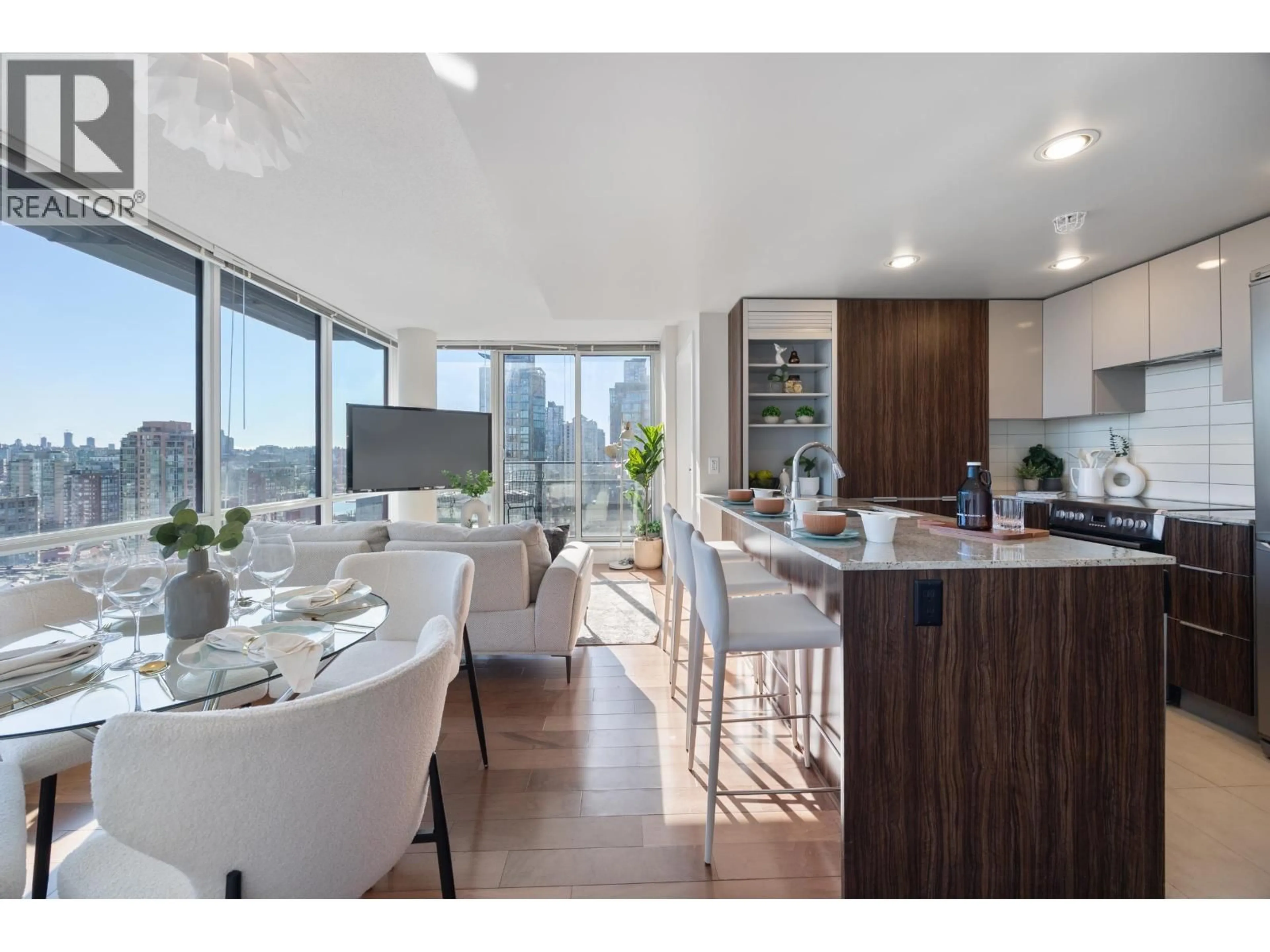 Open concept kitchen, wood/laminate floor for 1801 - 1088 RICHARDS STREET, Vancouver British Columbia V6B0J8